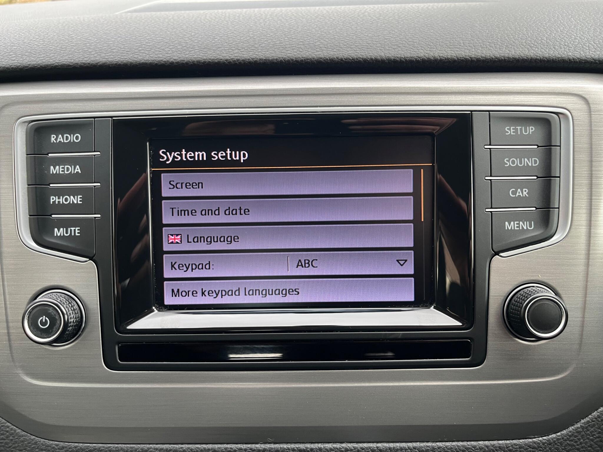 Volkswagen GOLF SV - Image 43