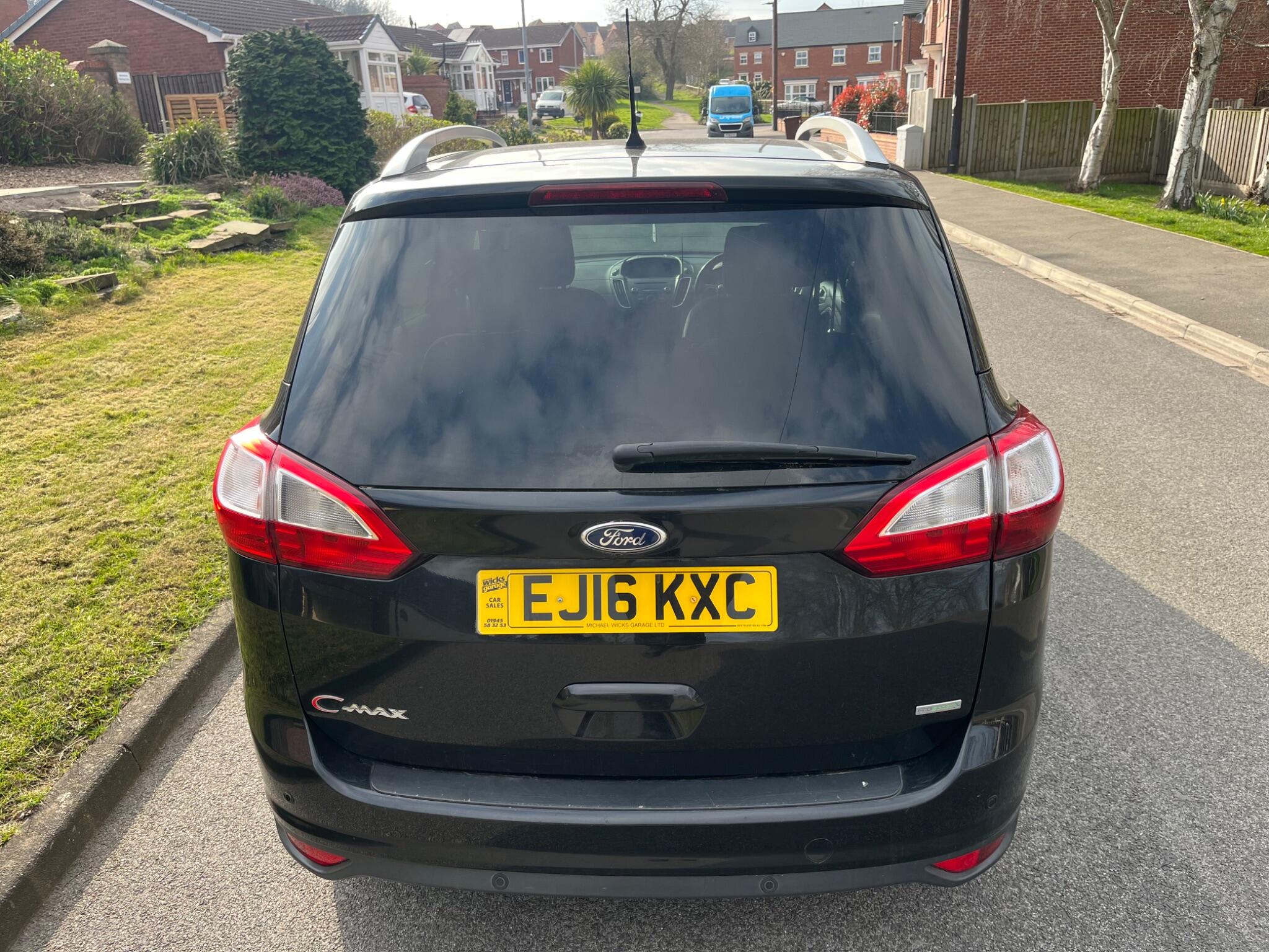 Ford Grand C-MAX - Image 13