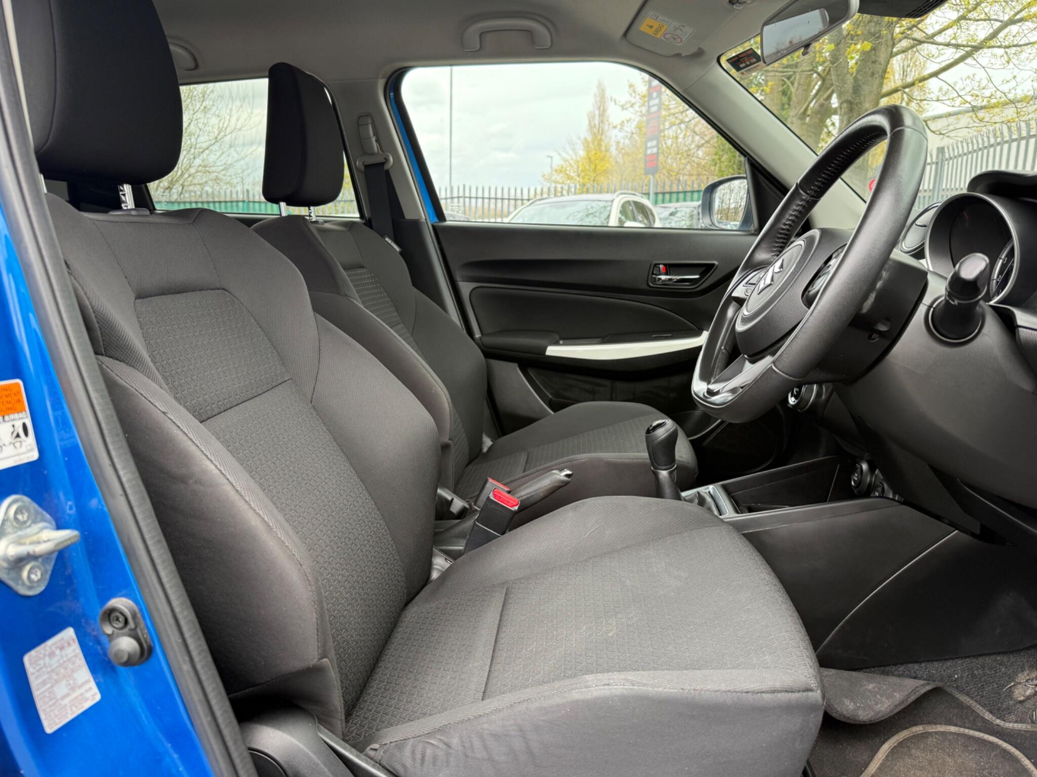 Suzuki Swift - Image 19