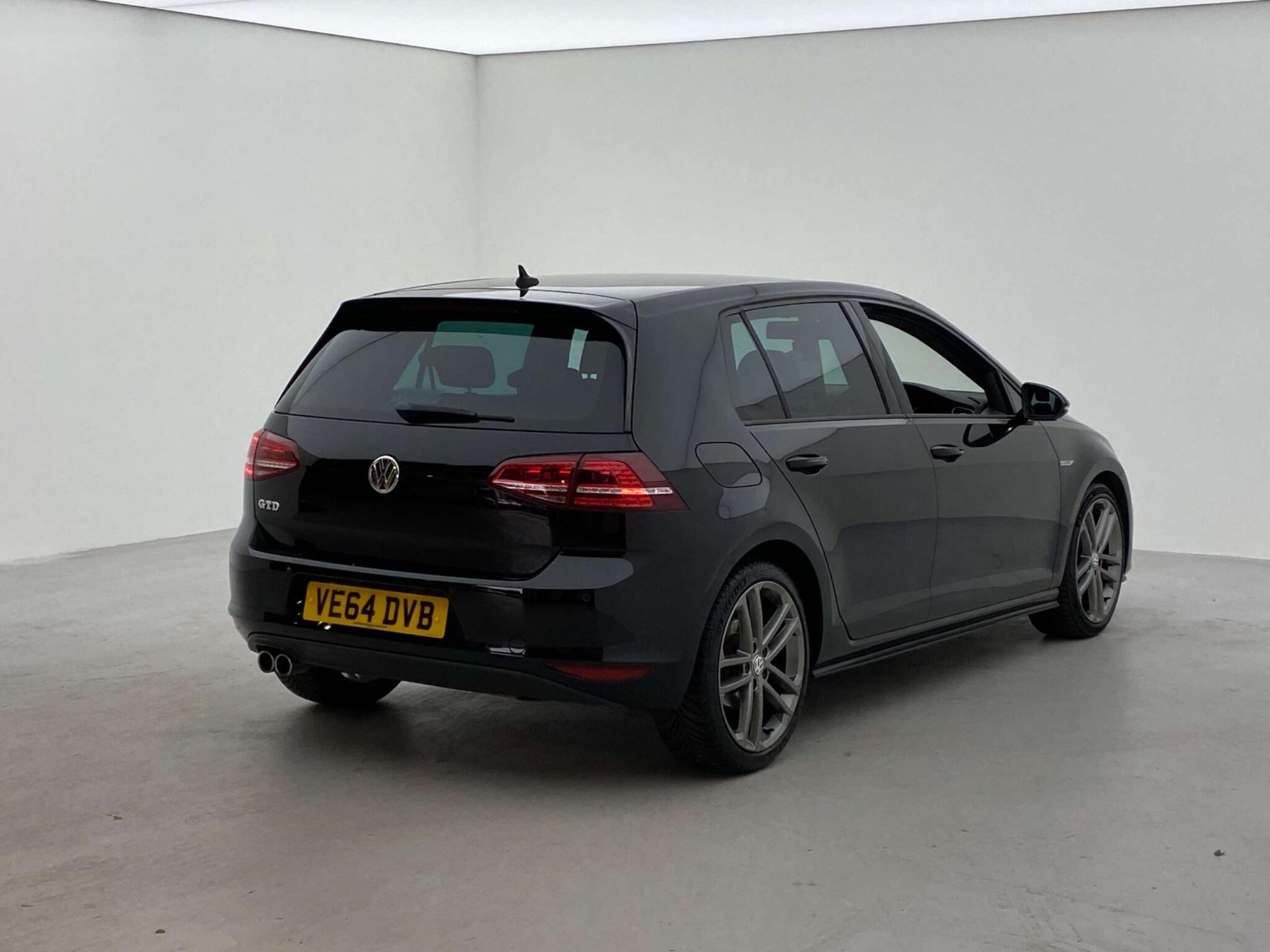 Volkswagen Golf - Image 2