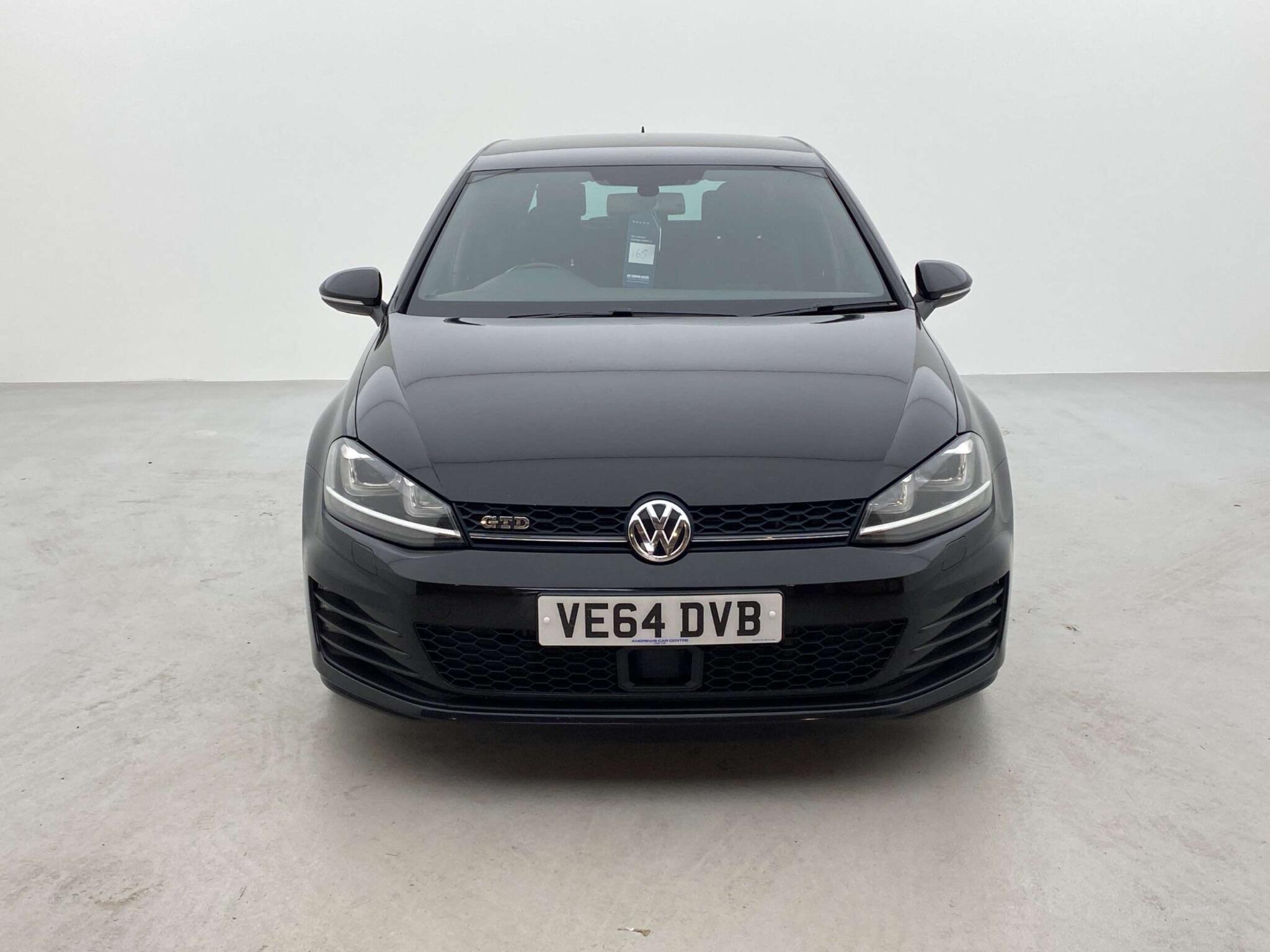 Volkswagen Golf - Image 4