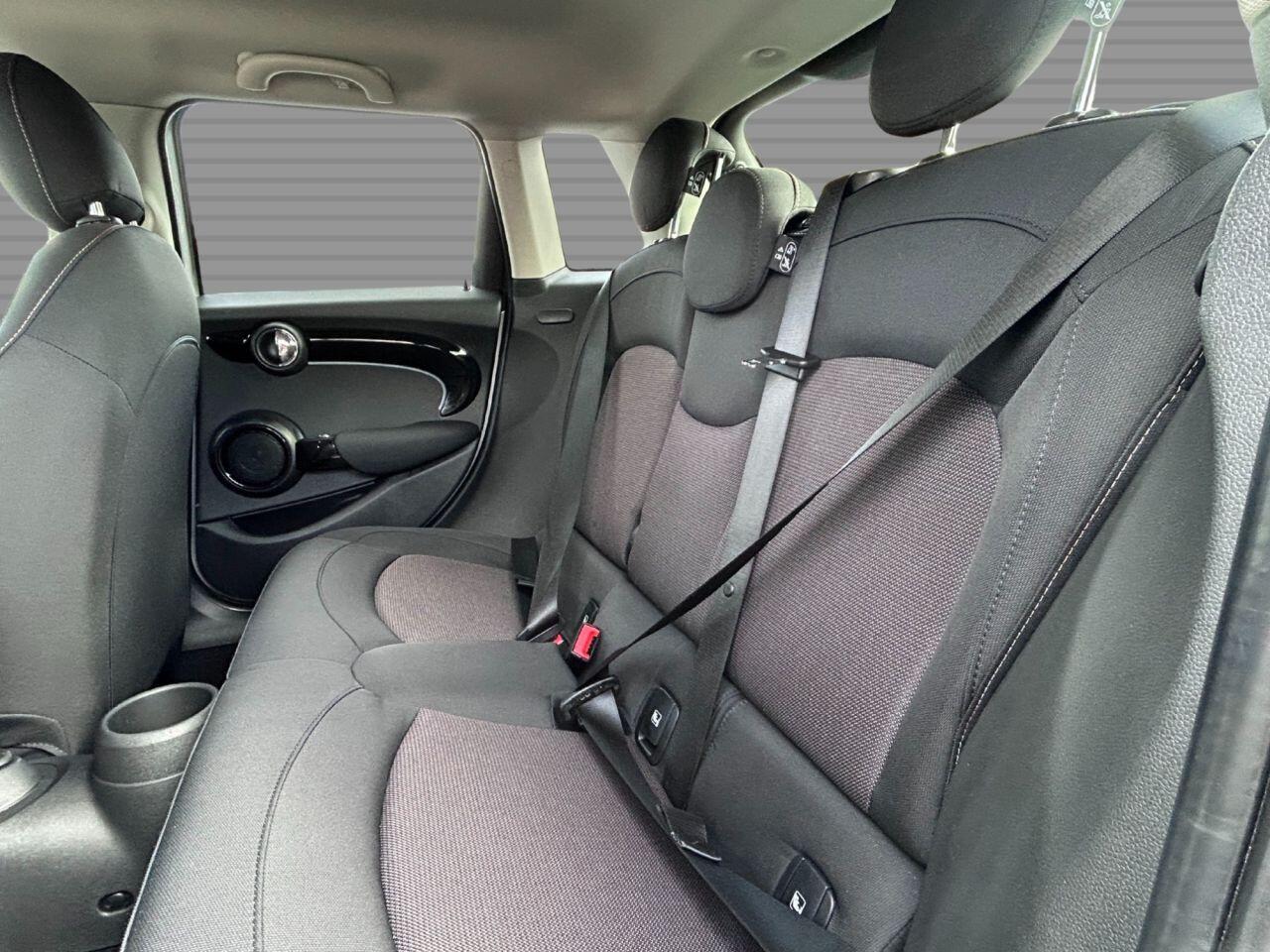 MINI Hatch - Image 10