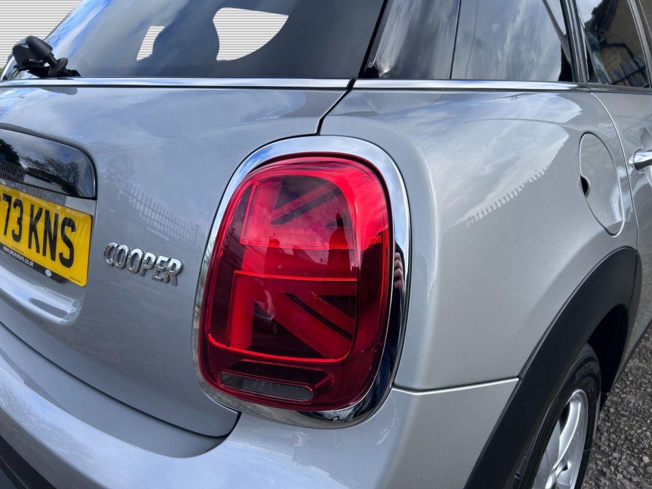 MINI Hatch - Image 12