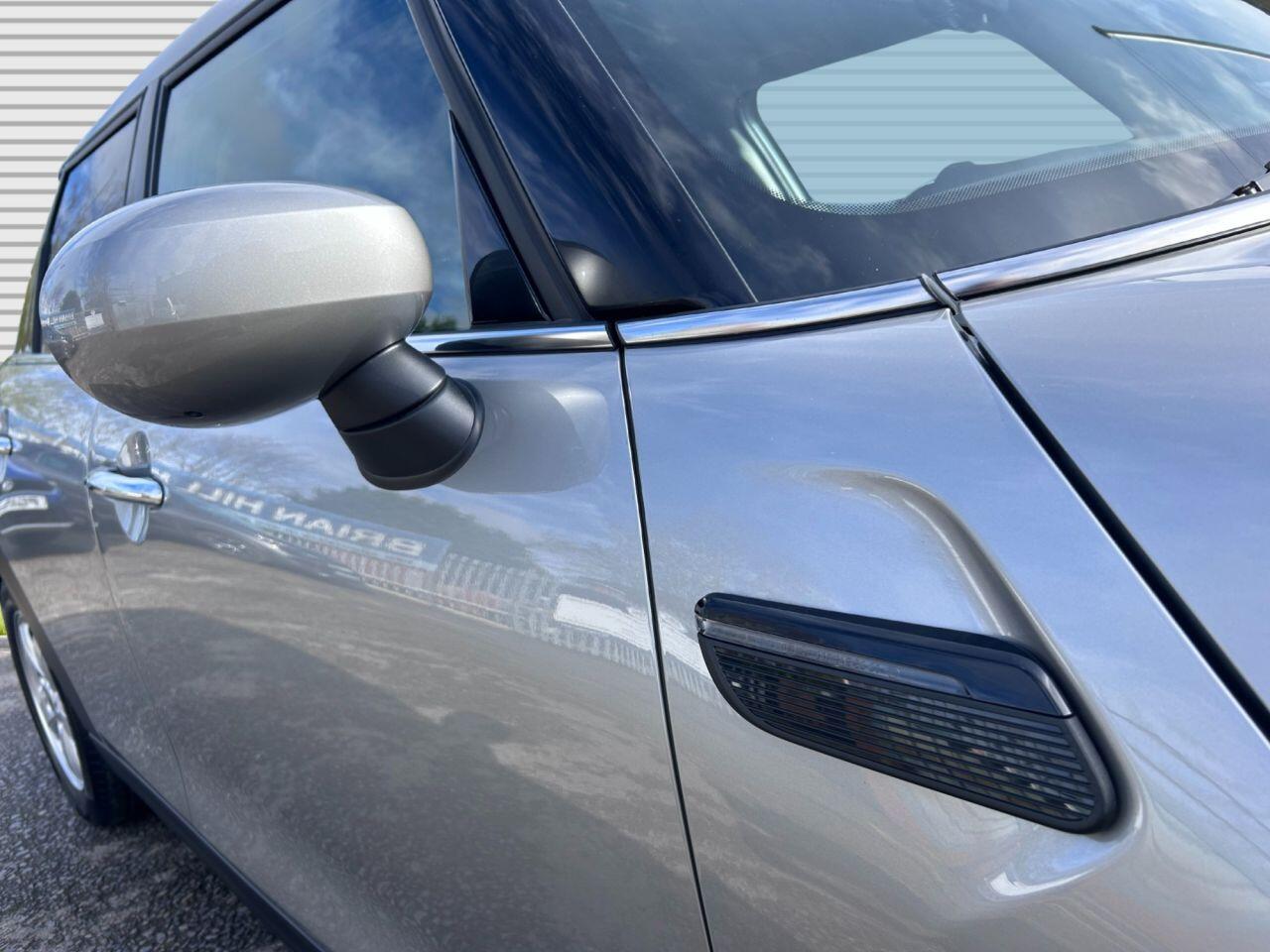 MINI Hatch - Image 13