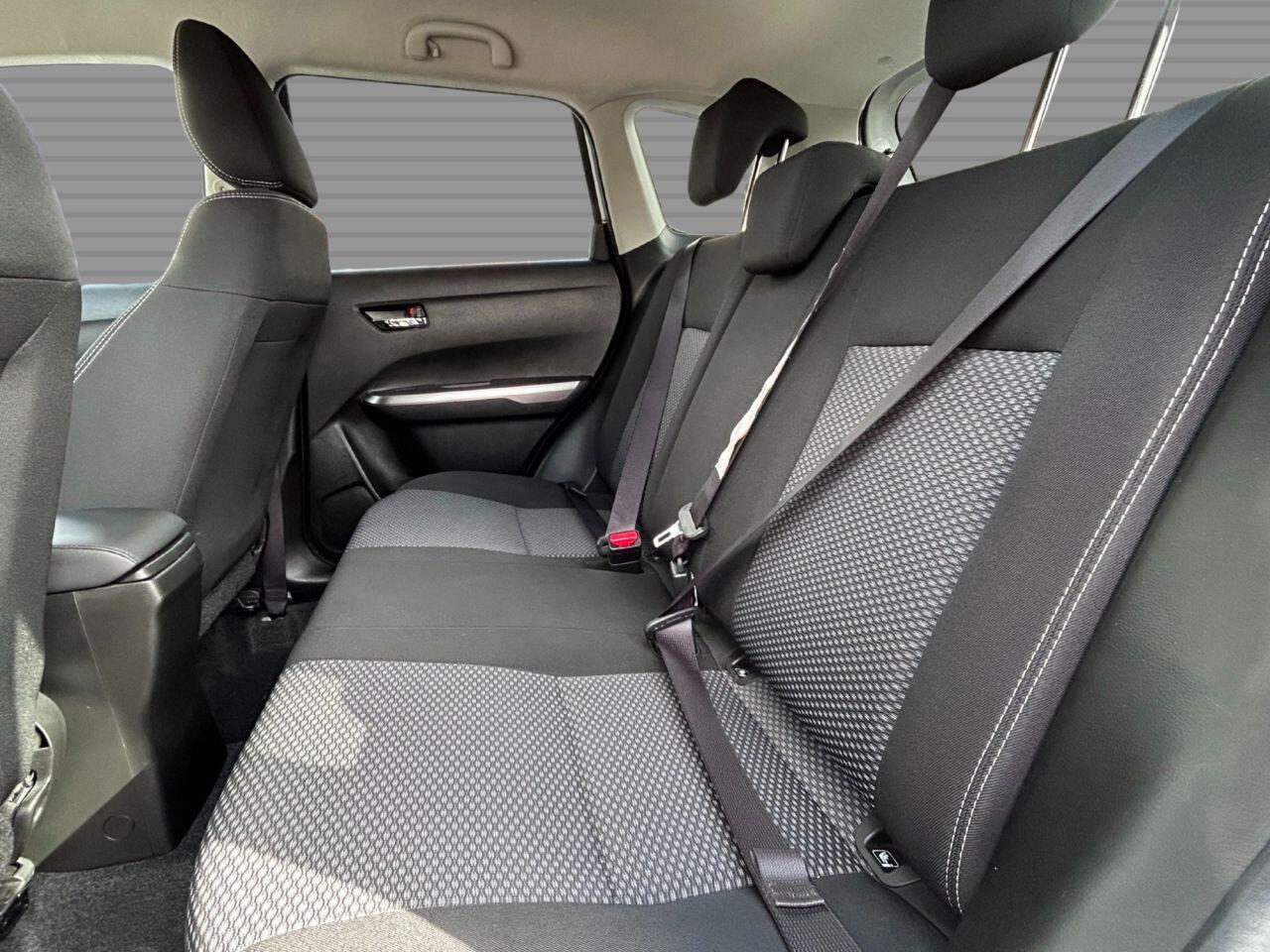 Suzuki Vitara - Image 16