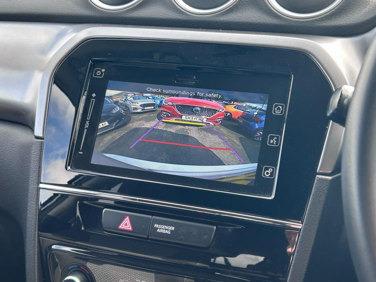 Suzuki Vitara - Image 17