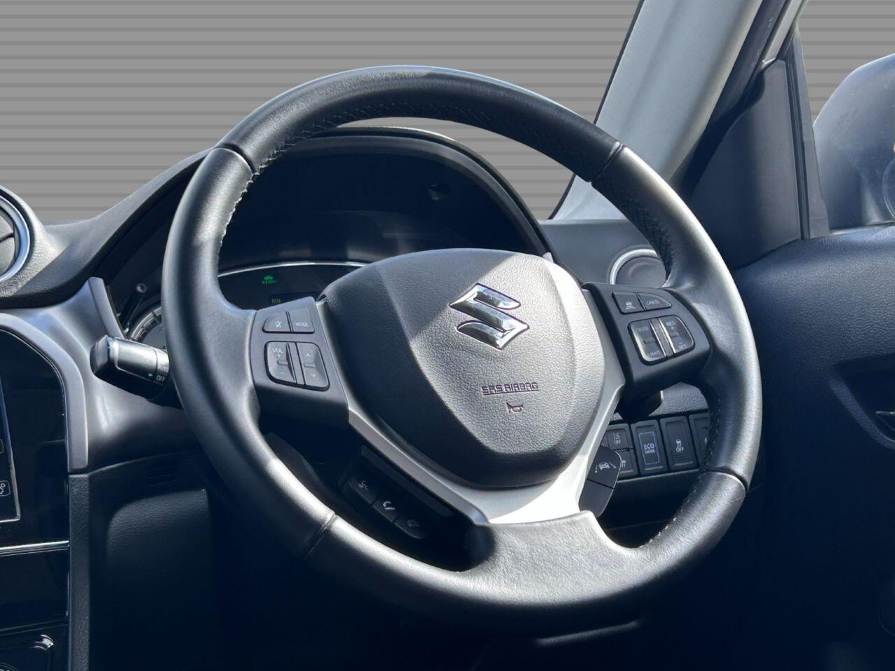 Suzuki Vitara - Image 22