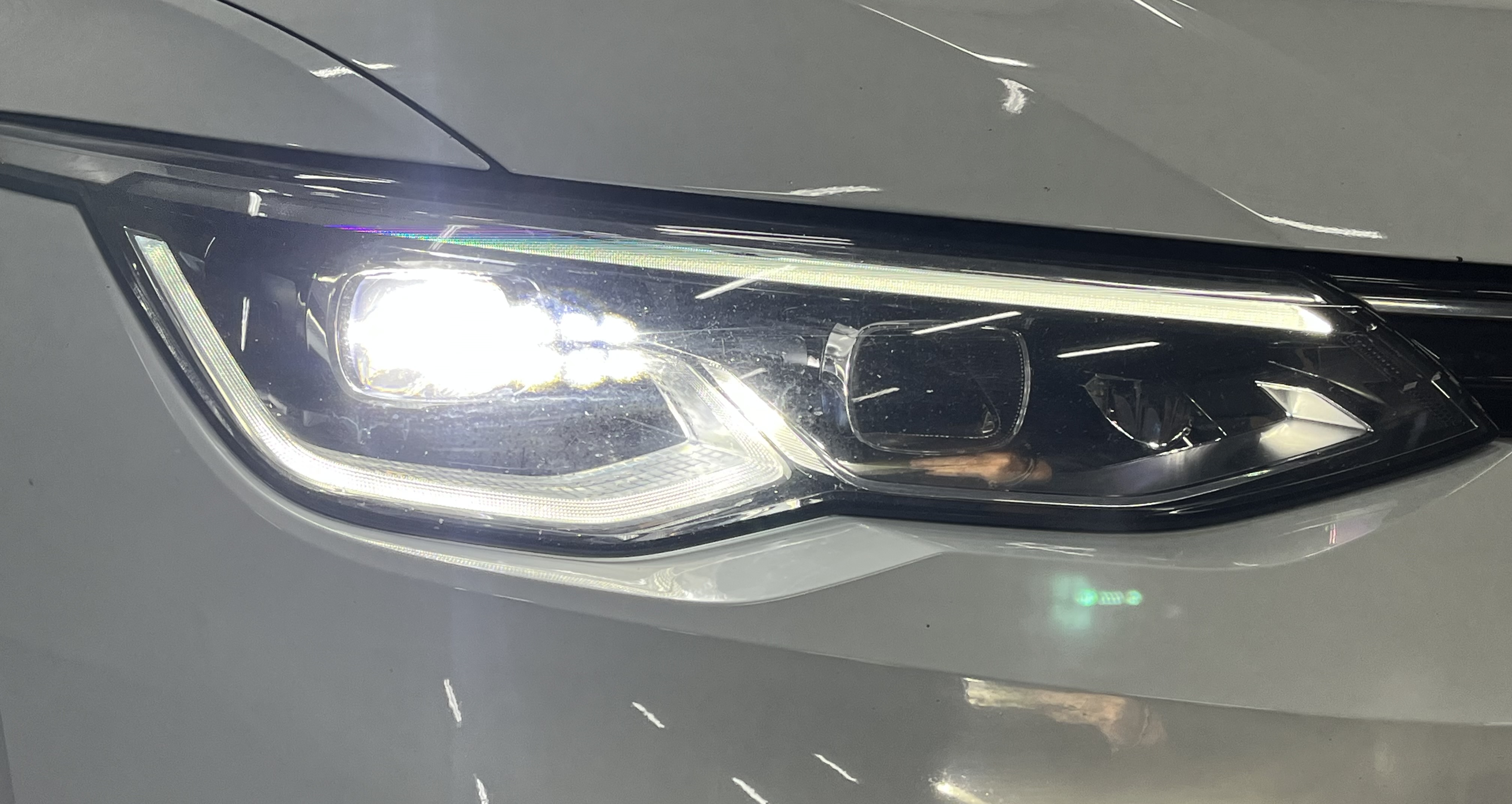 Volkswagen Golf - Image 9