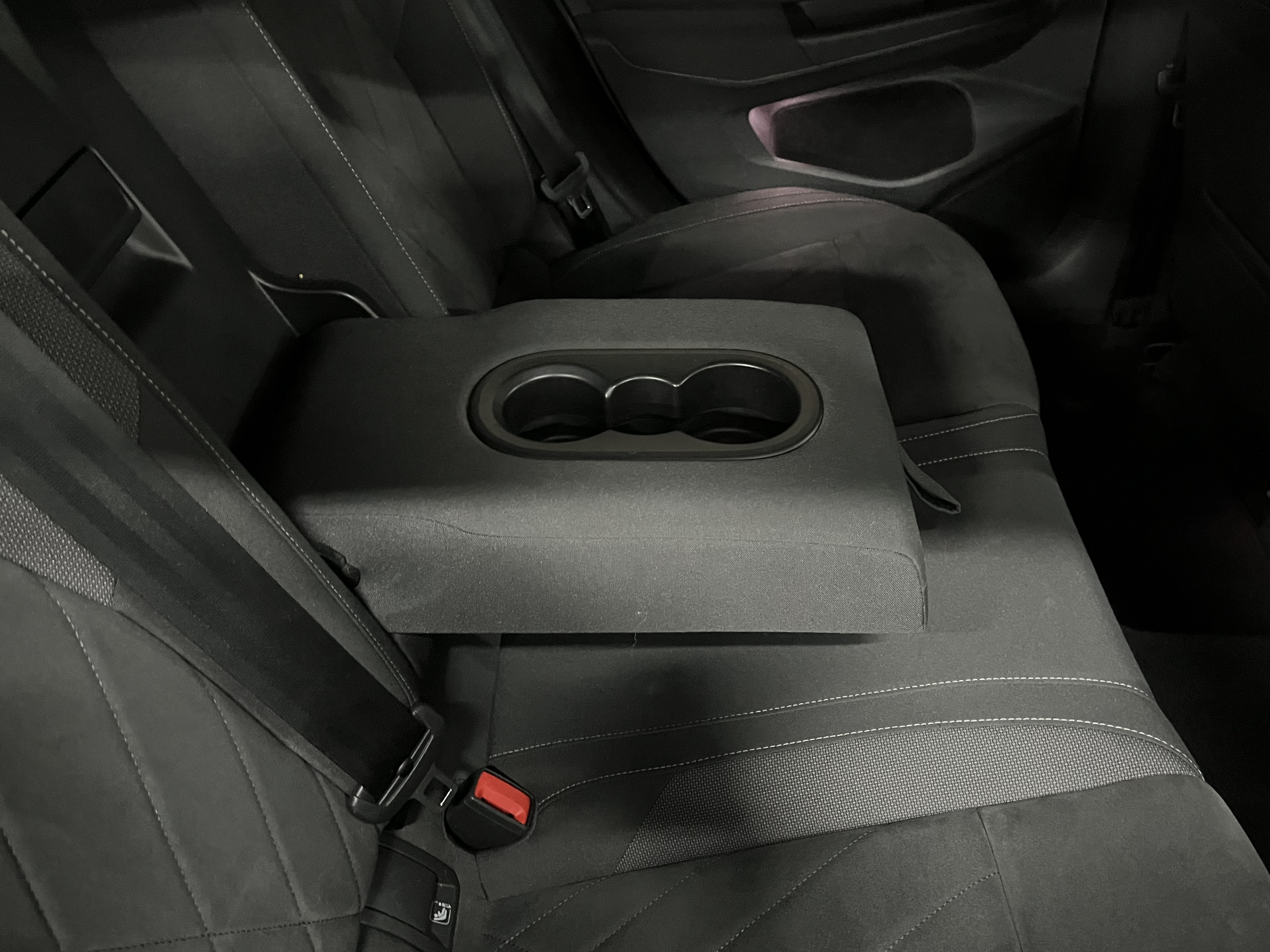 Volkswagen Golf - Image 19