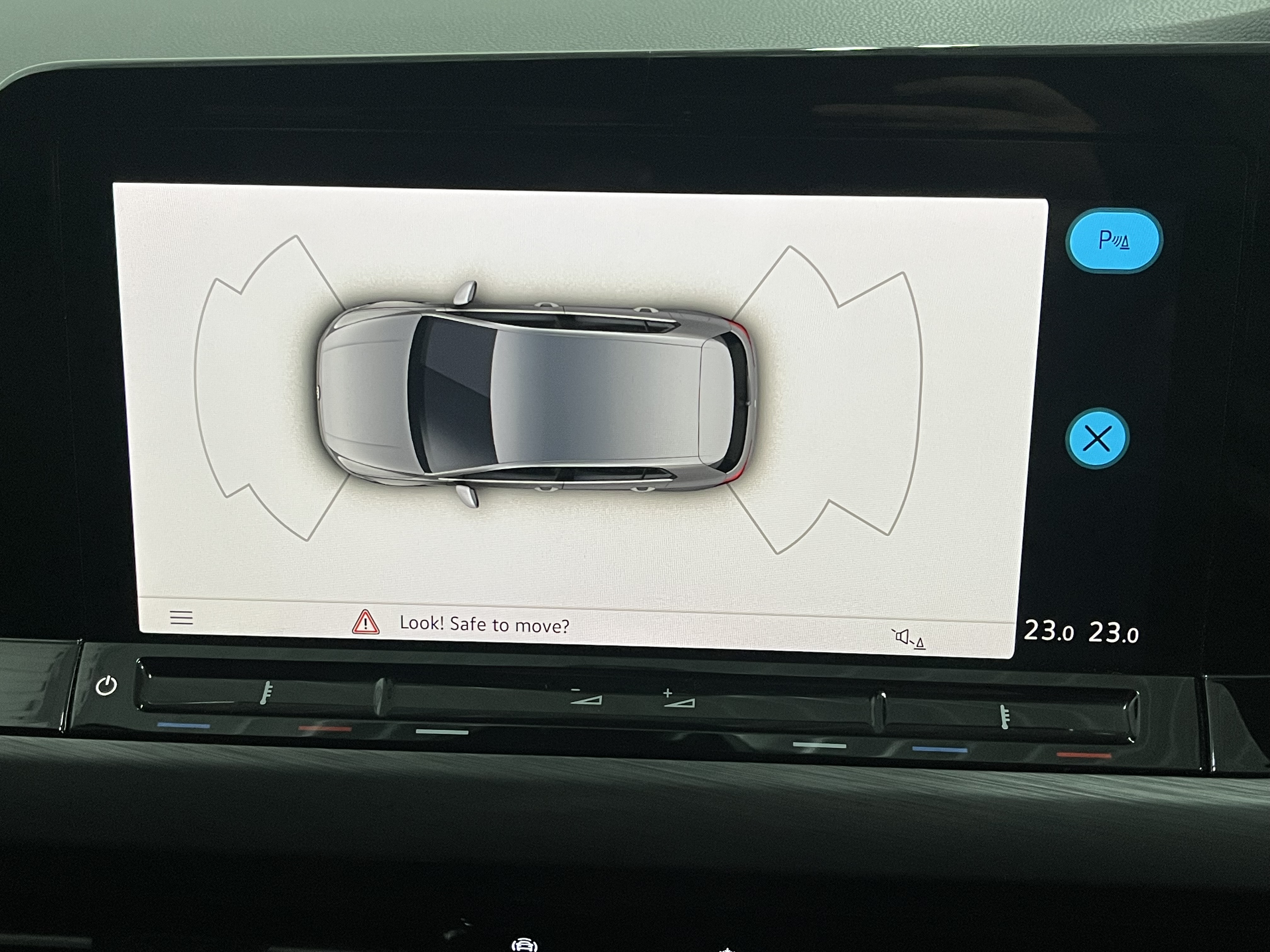 Volkswagen Golf - Image 15