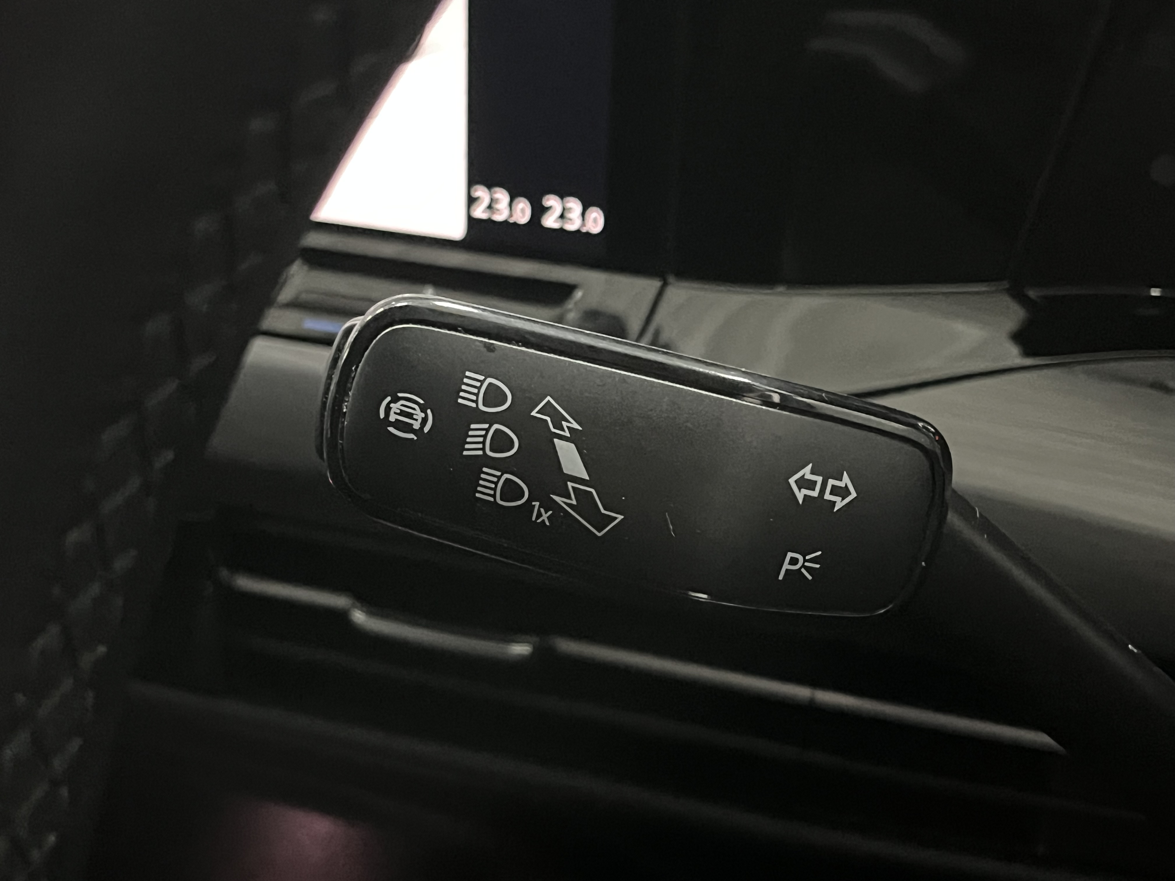 Volkswagen Golf - Image 42