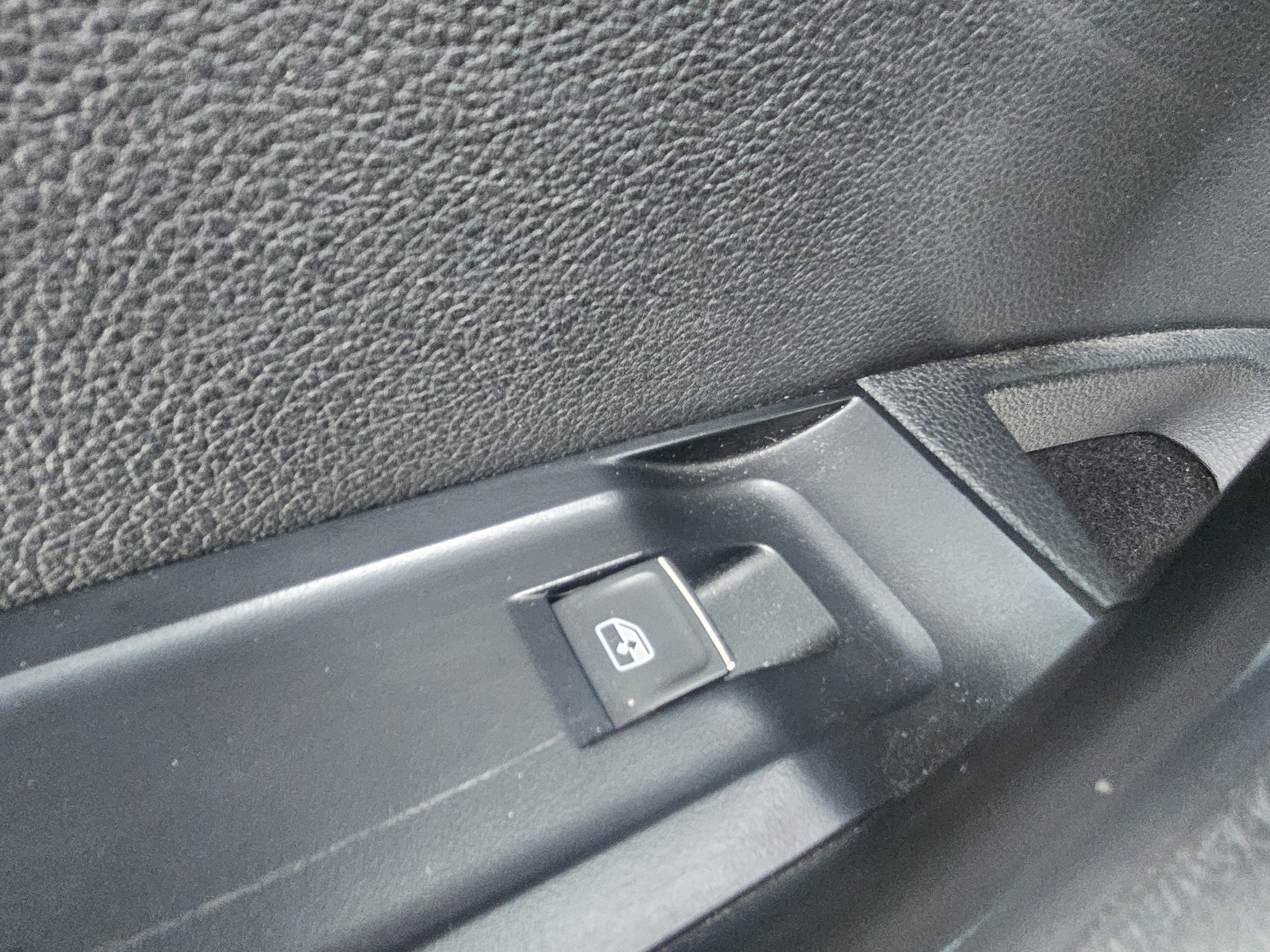 Skoda Superb - Image 14