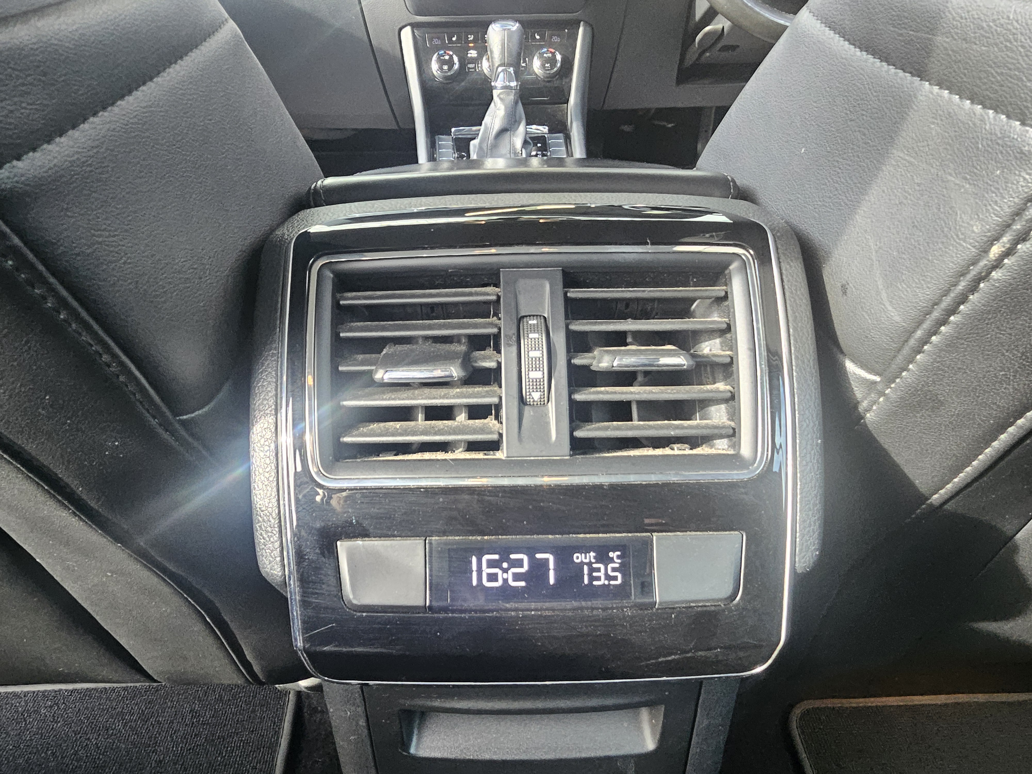 Skoda Superb - Image 16