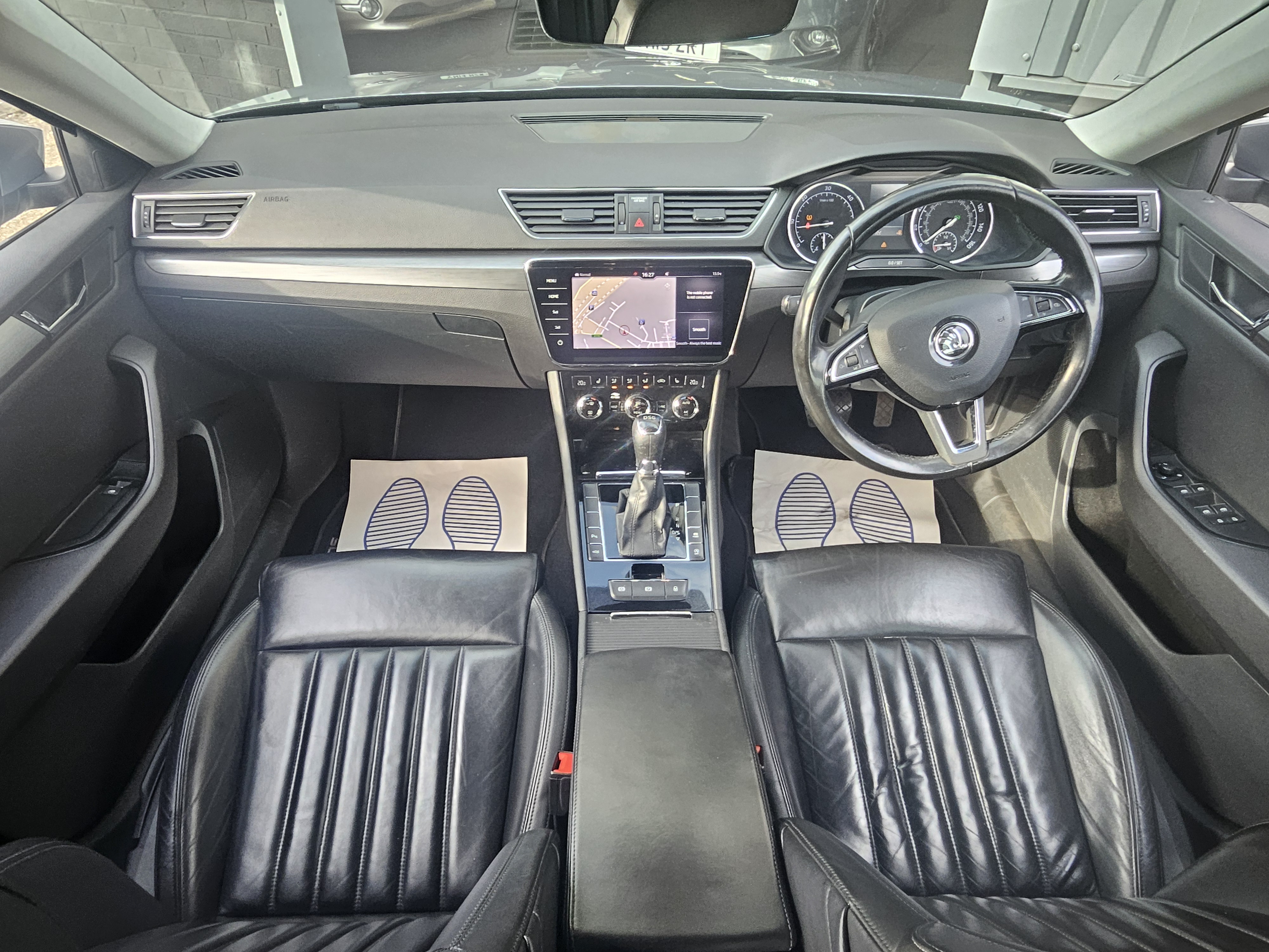 Skoda Superb - Image 17