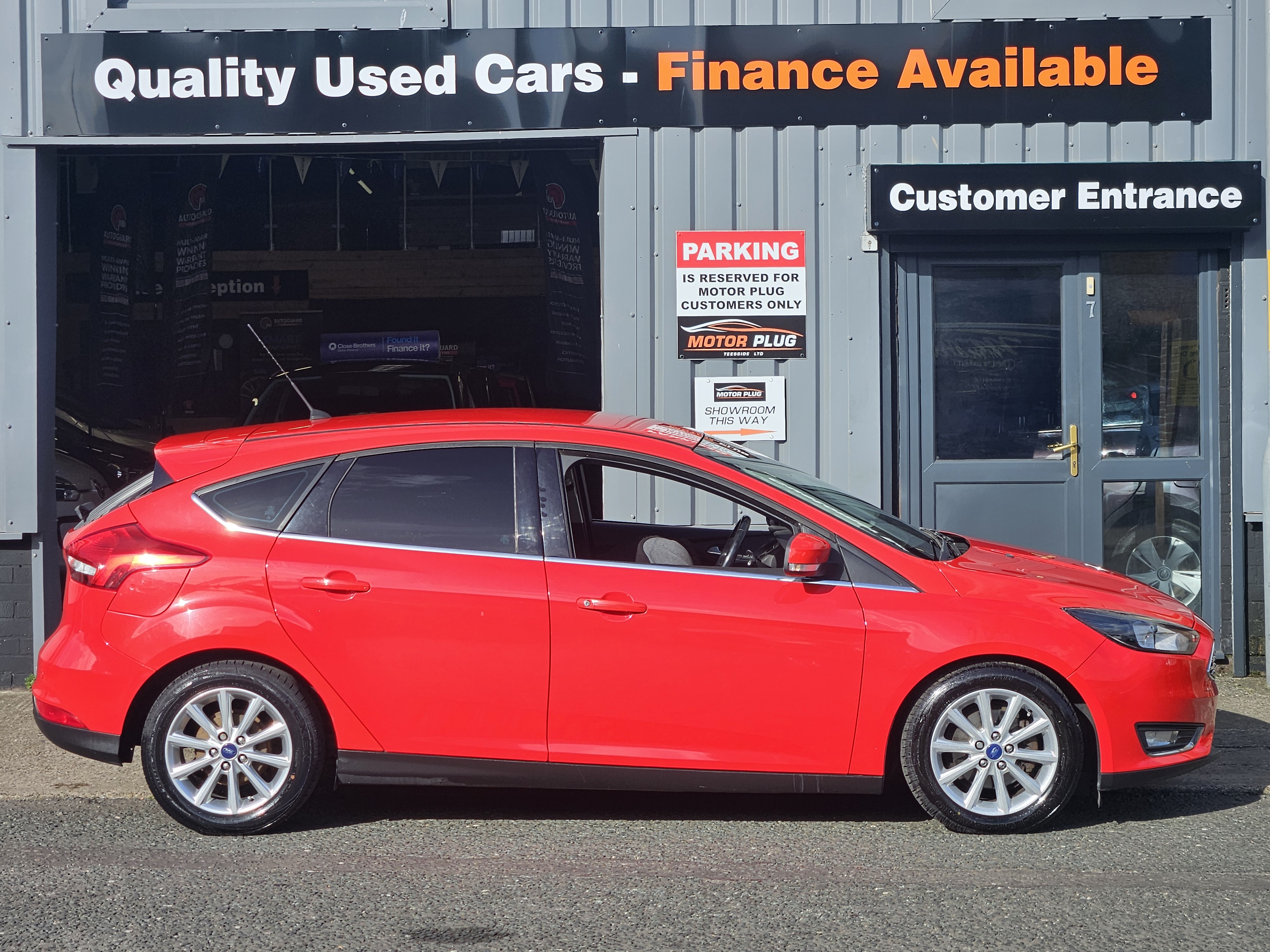 Ford Focus - Image 7