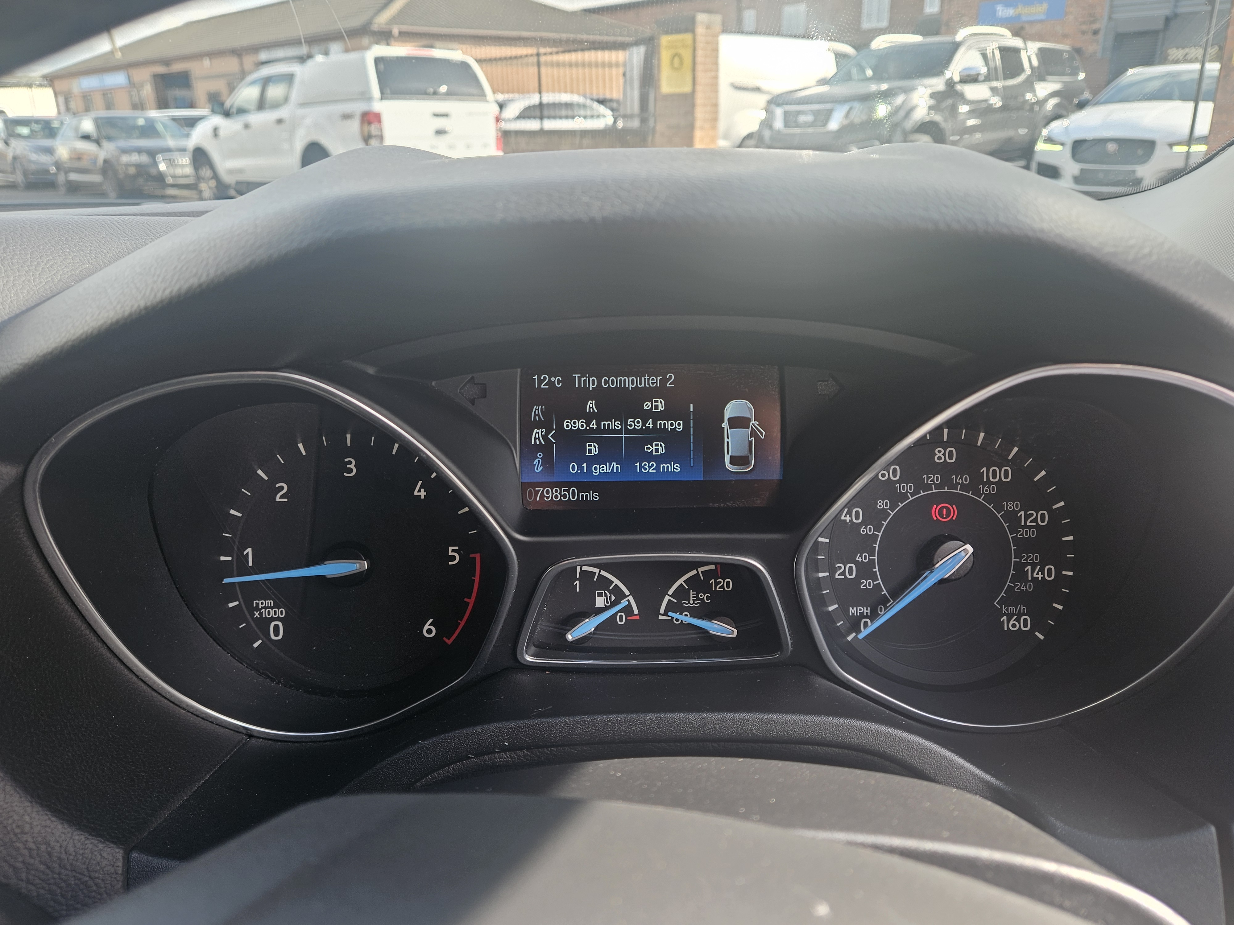 Ford Focus - Image 22