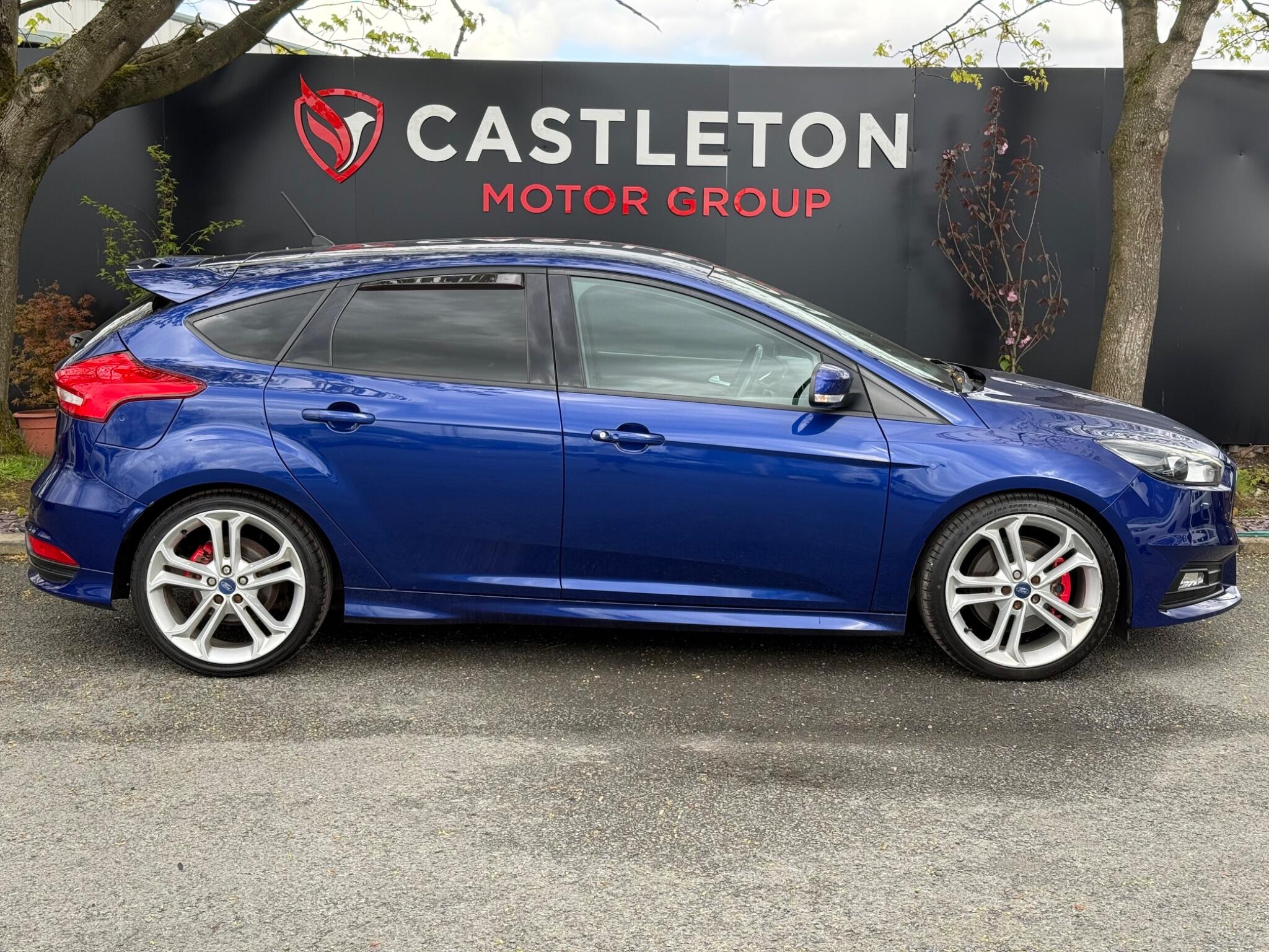 Ford Focus - Image 15