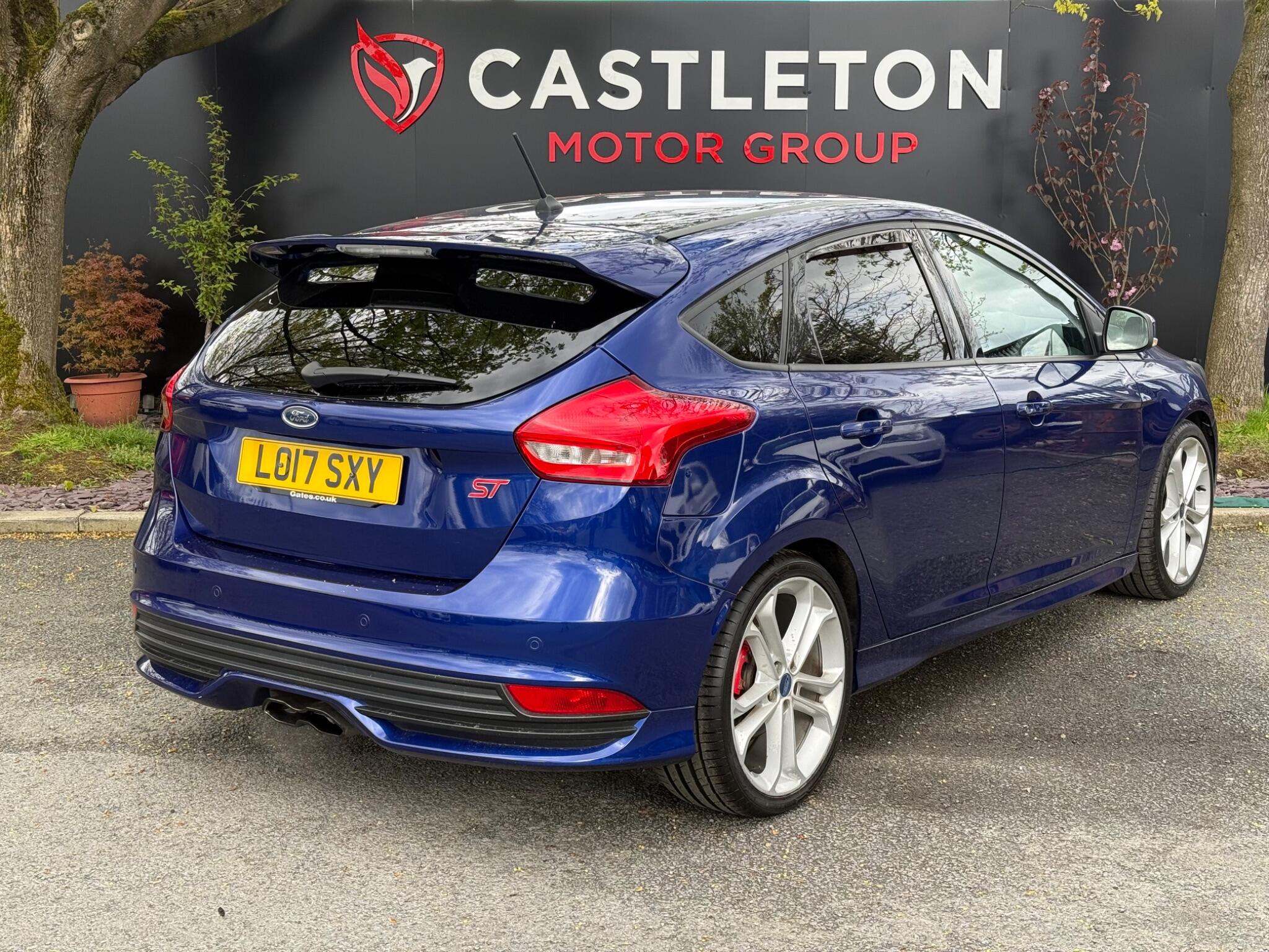 Ford Focus - Image 17