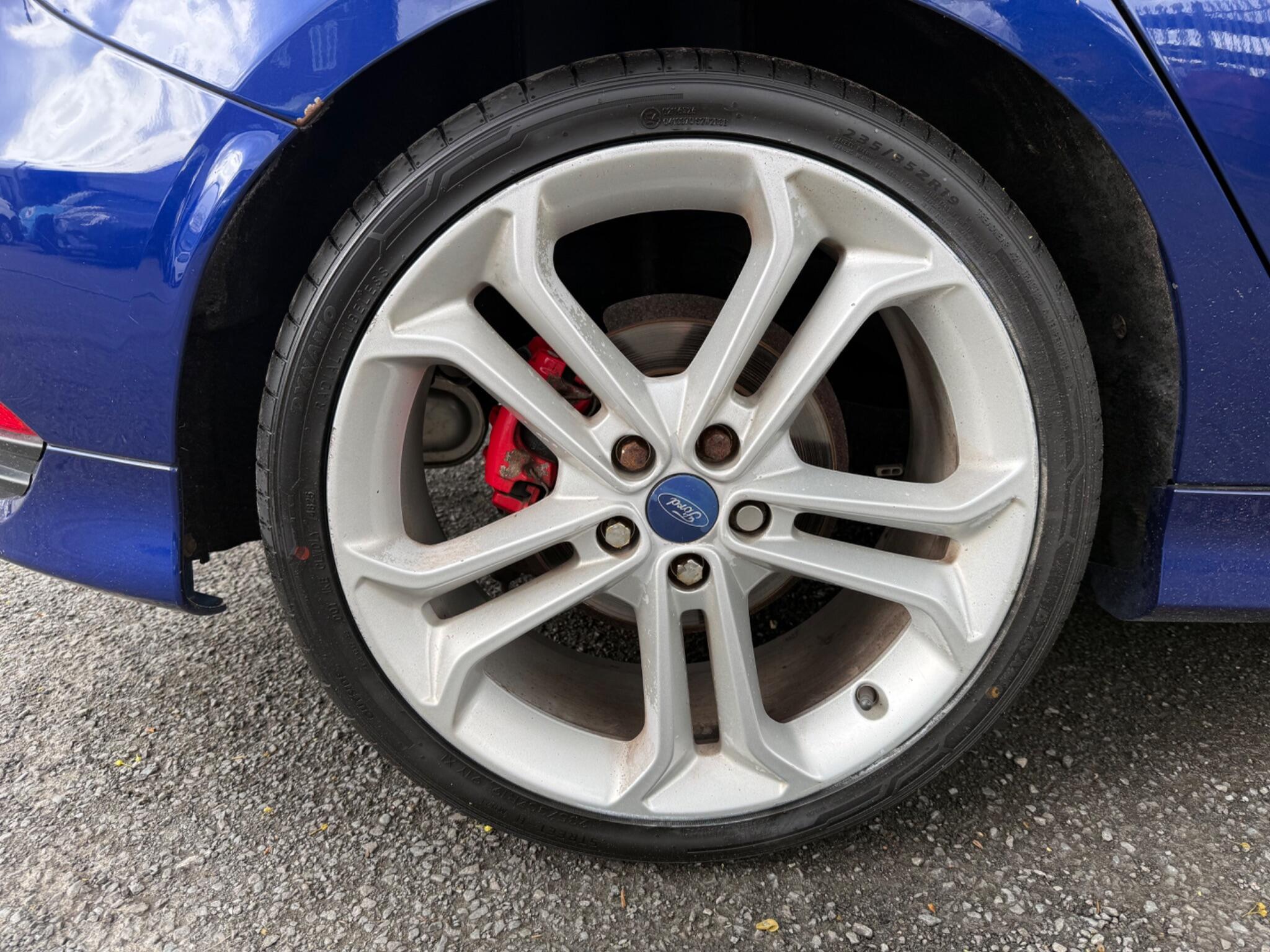 Ford Focus - Image 34