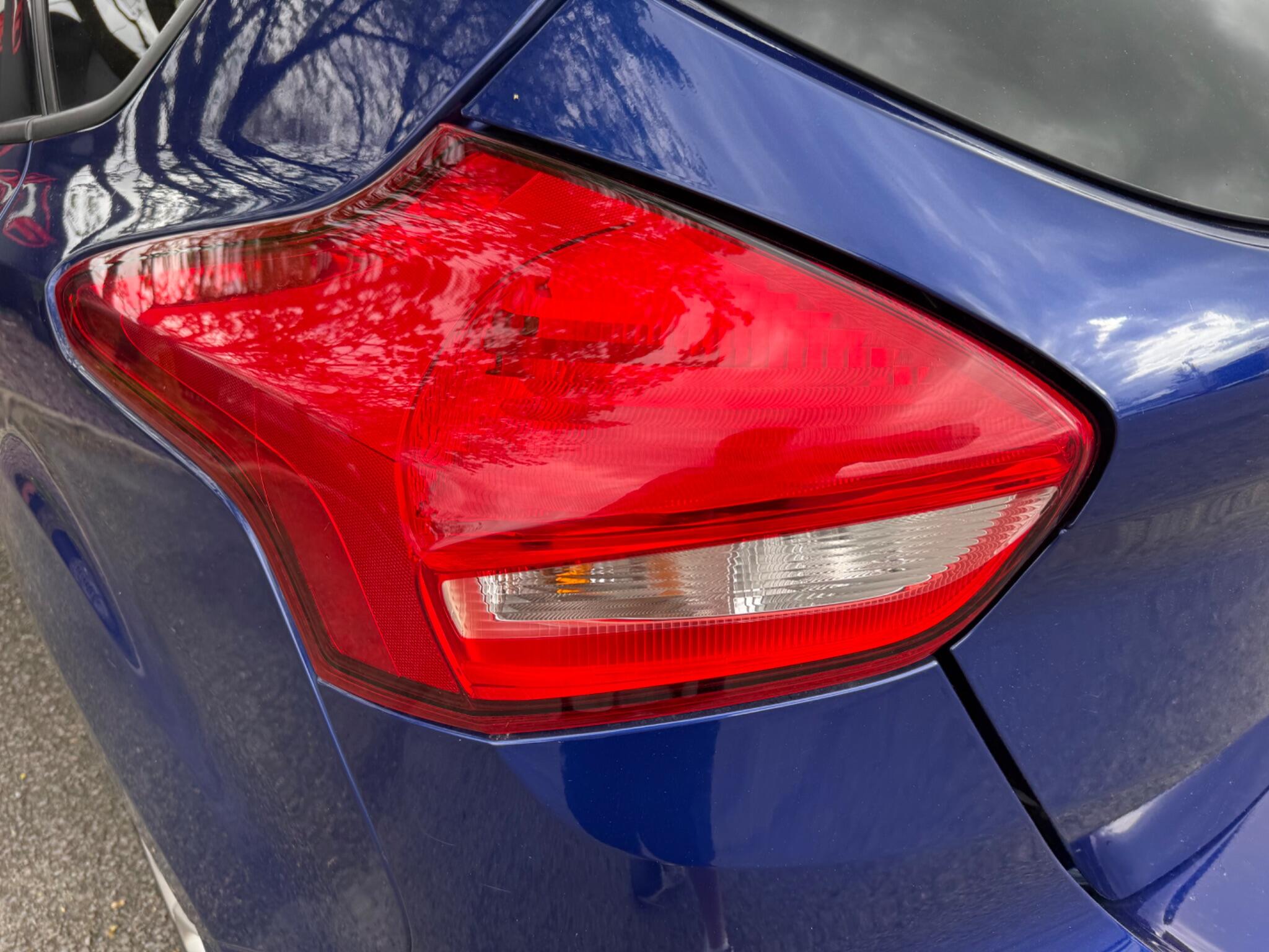 Ford Focus - Image 53