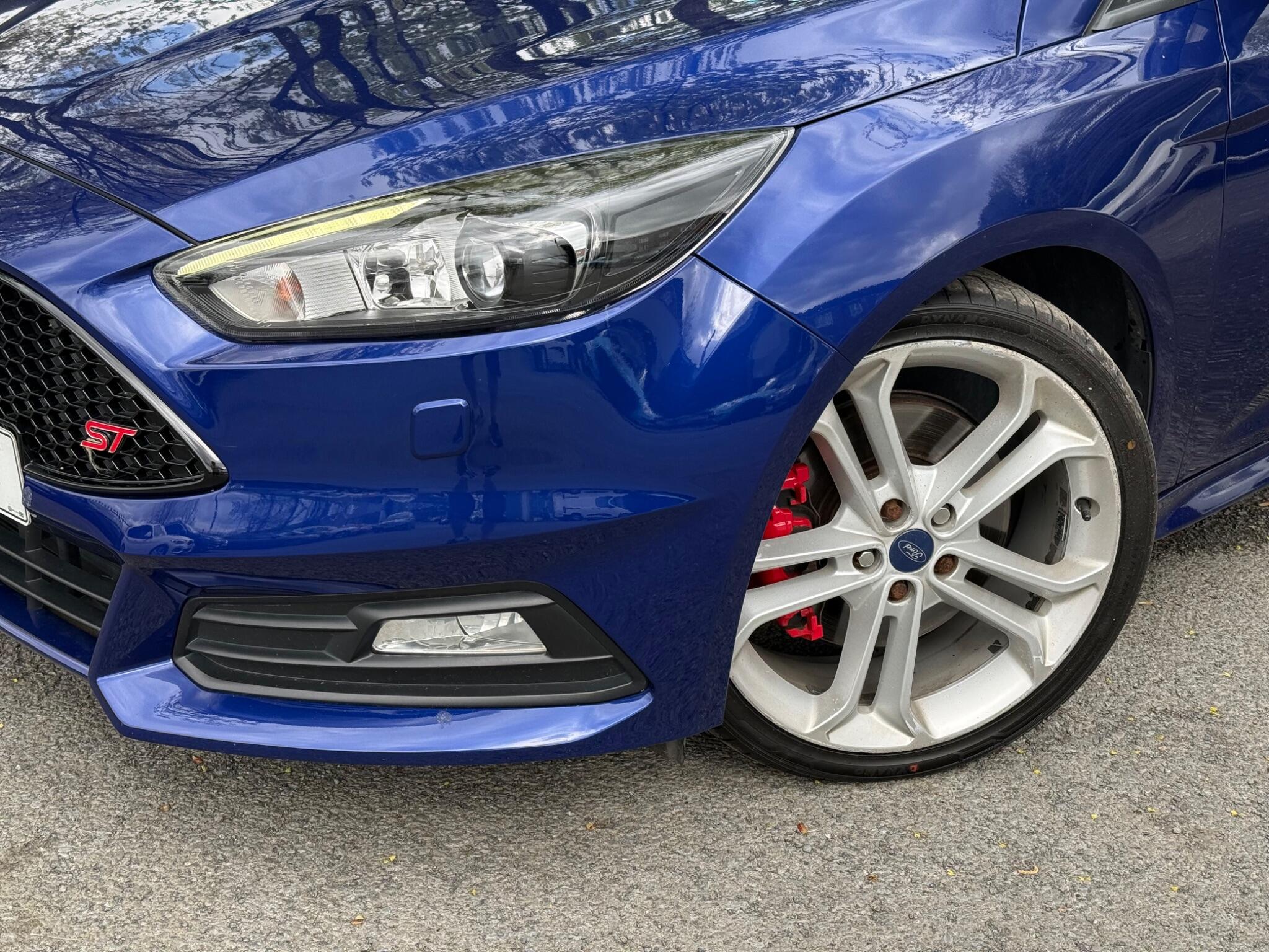 Ford Focus - Image 56