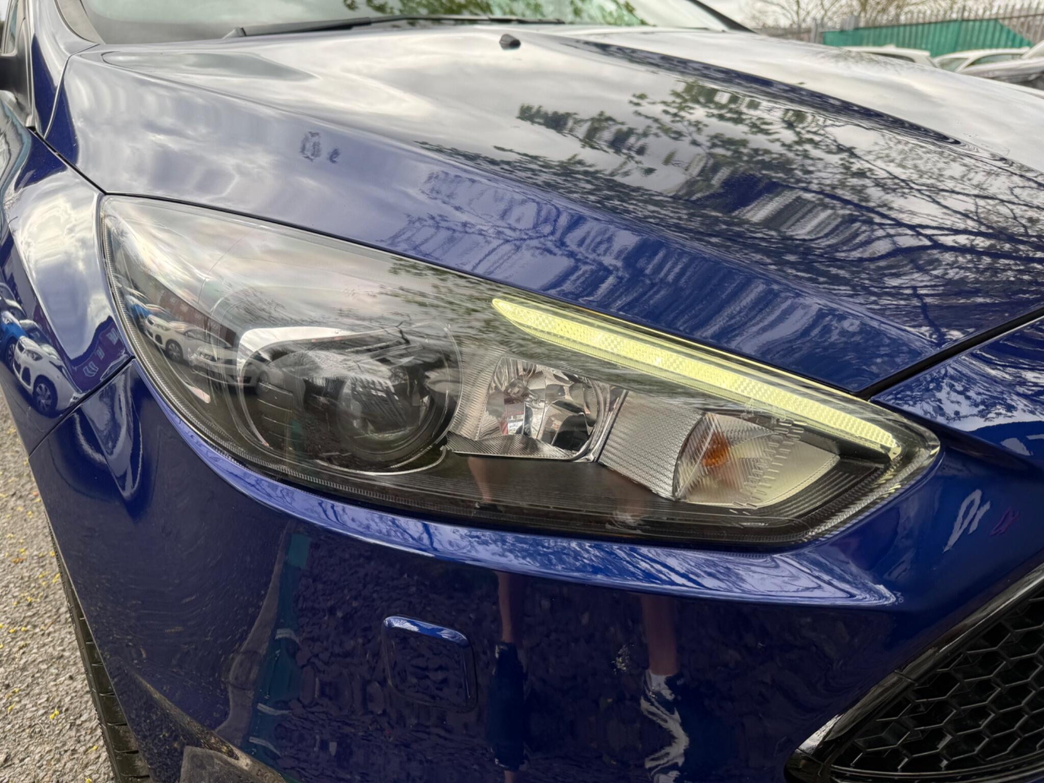 Ford Focus - Image 57