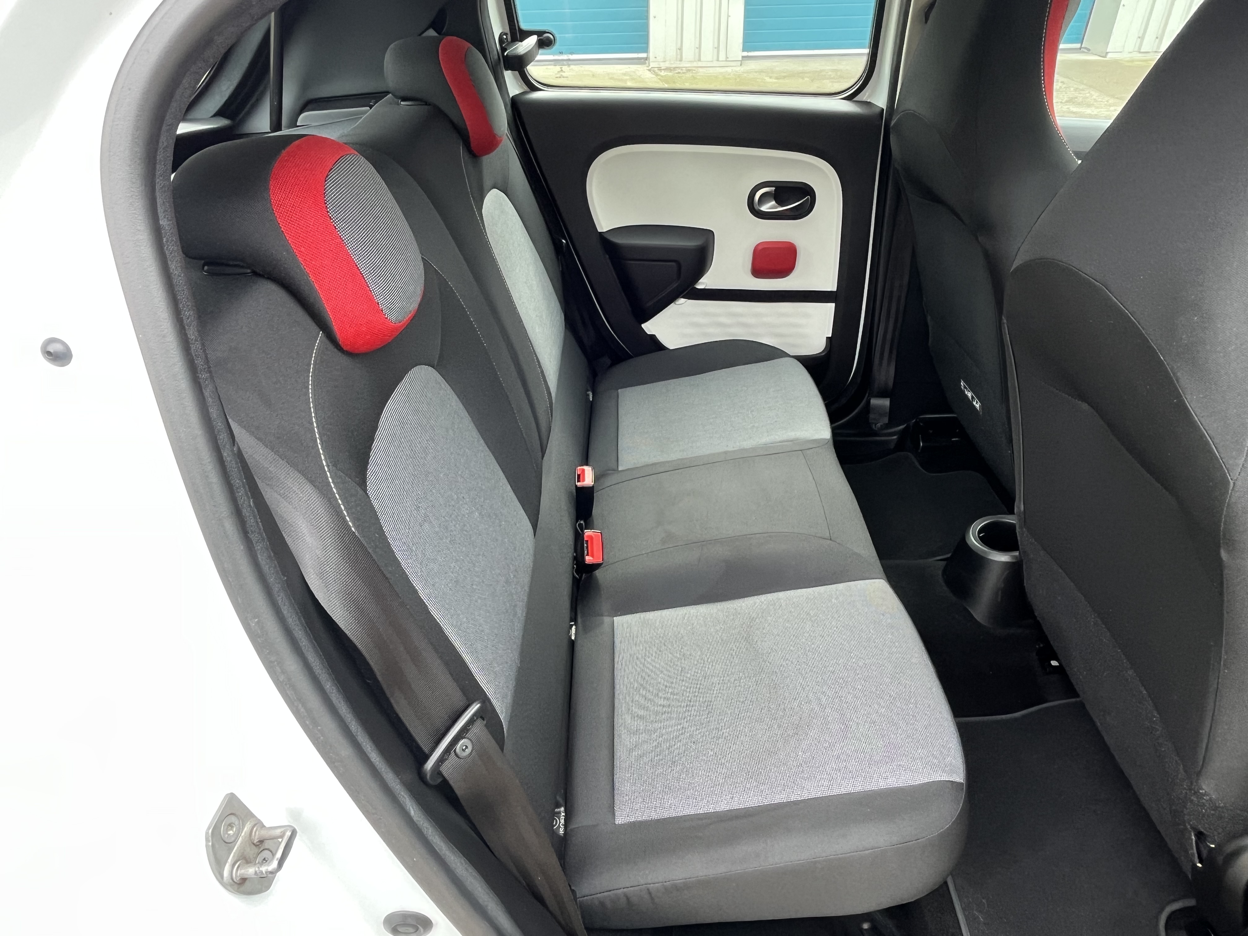 Renault Twingo - Image 12