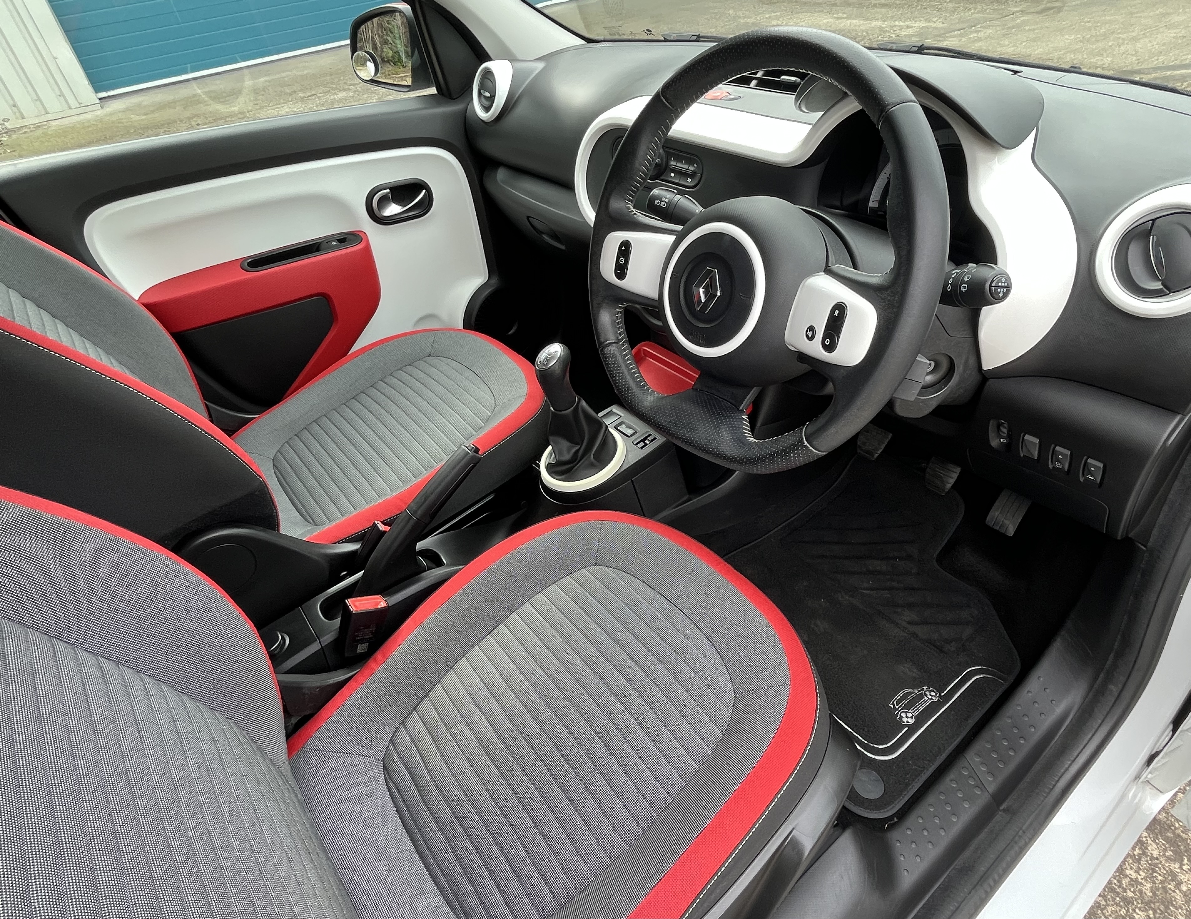 Renault Twingo - Image 7