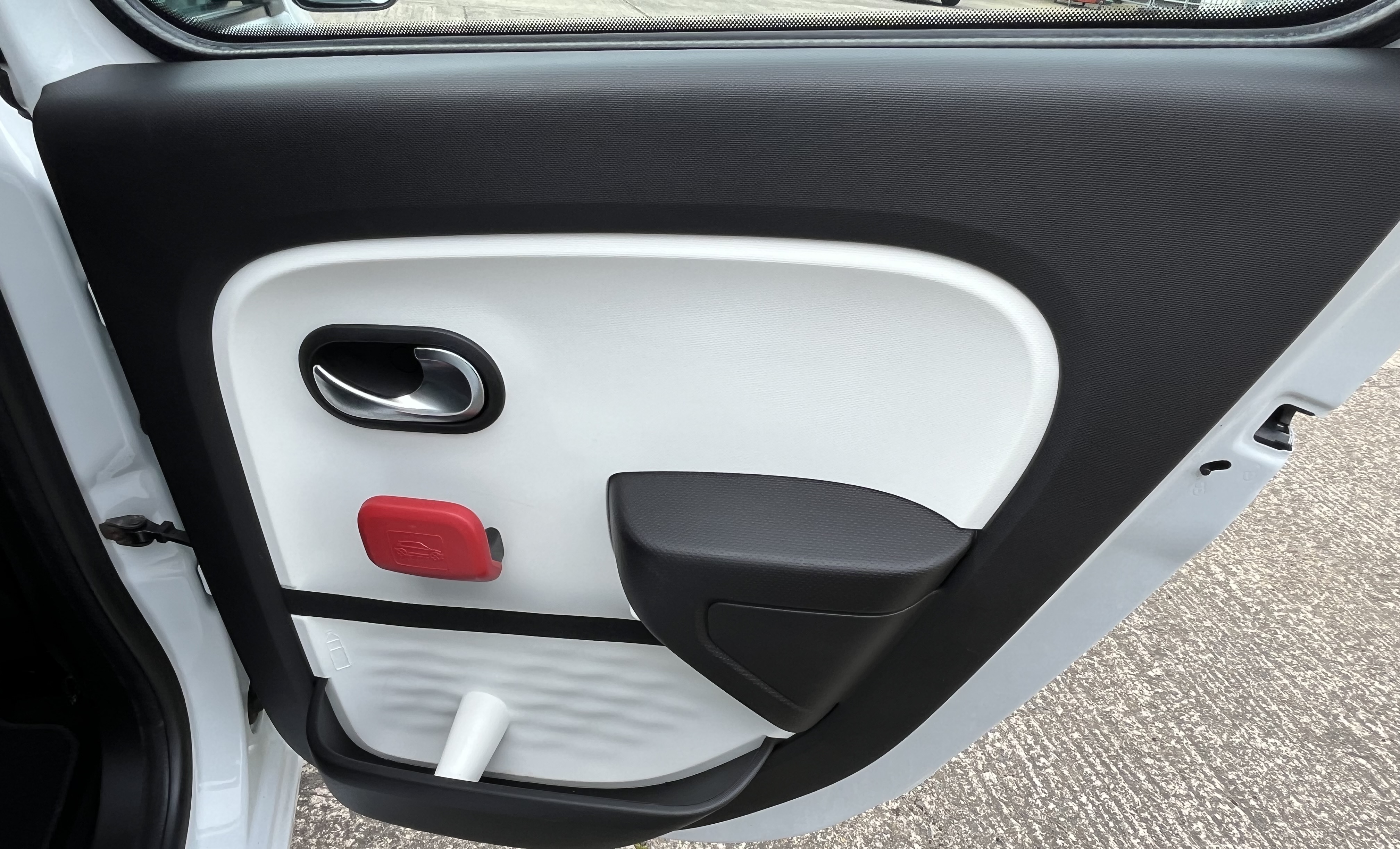 Renault Twingo - Image 15