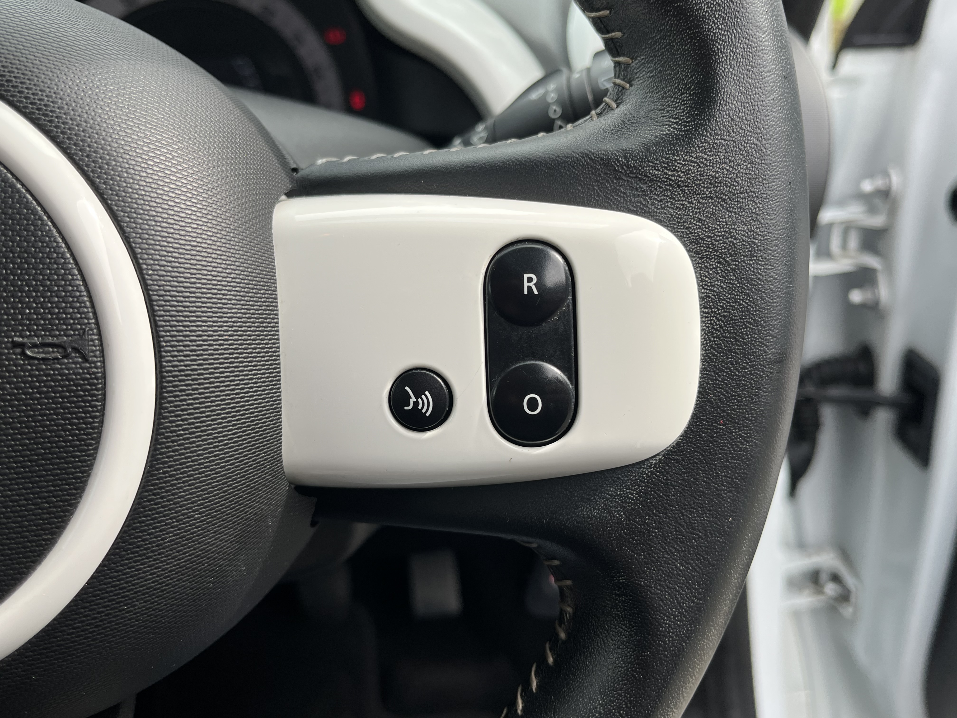 Renault Twingo - Image 38