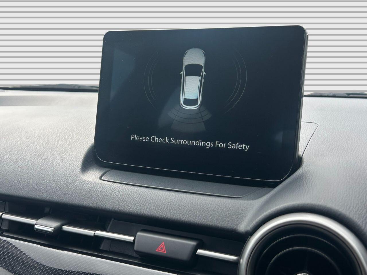 Mazda MAZDA2 - Image 5