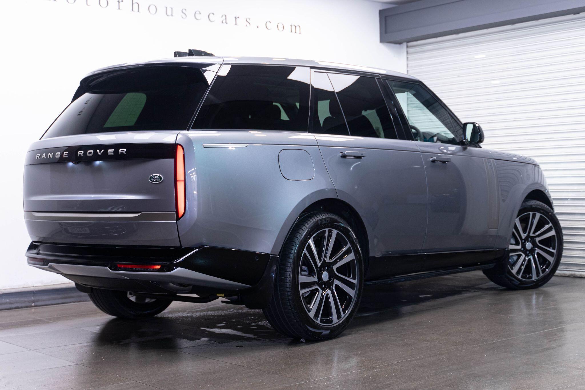 Land Rover Range Rover - Image 2