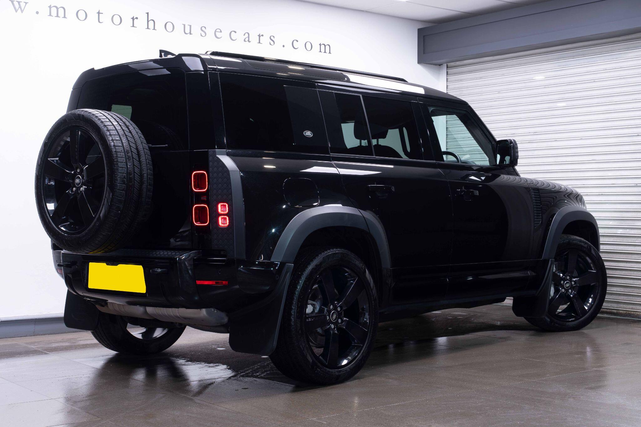 Land Rover Defender 110 - Image 2