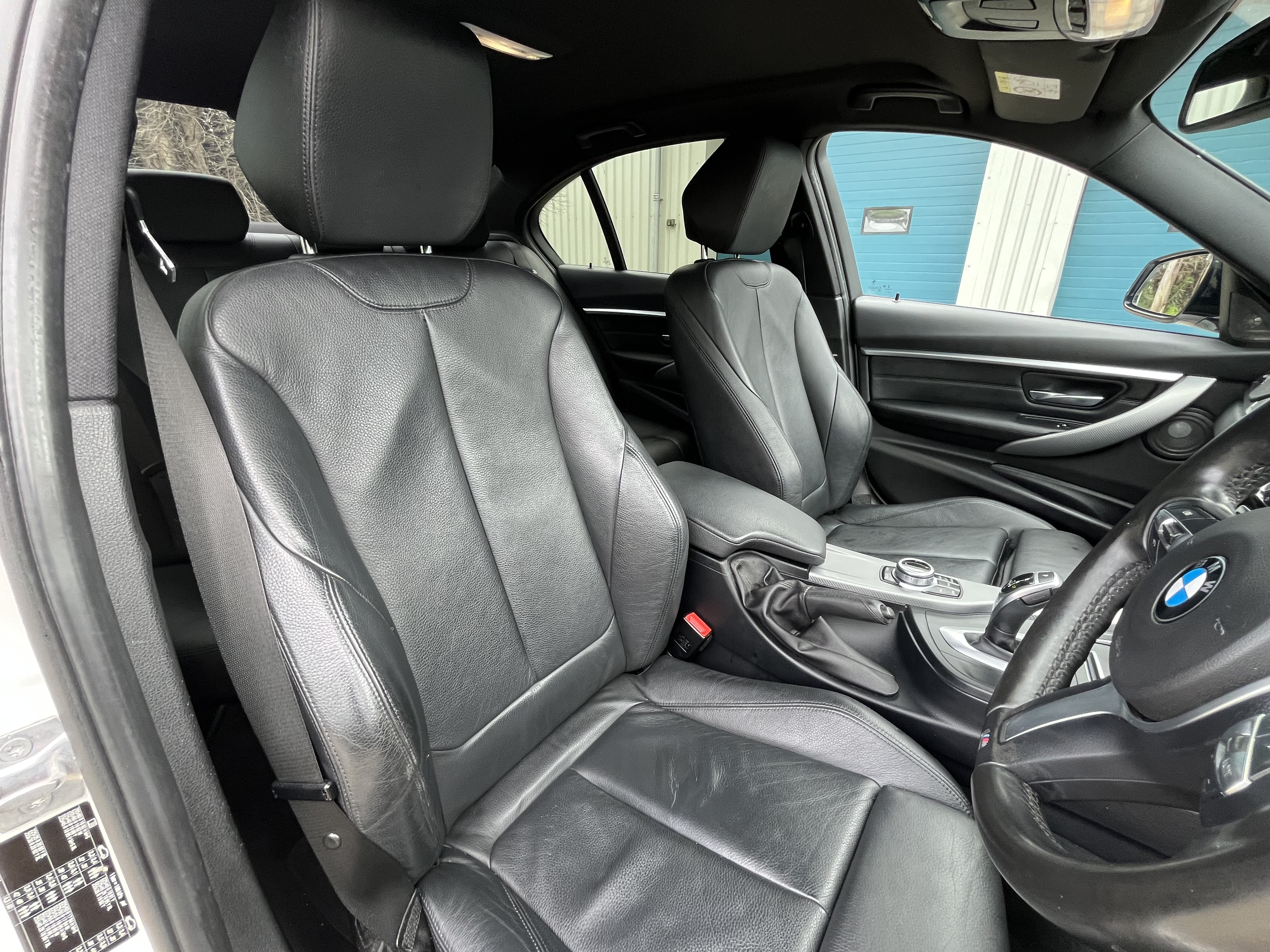 BMW 3 Series - Image 15