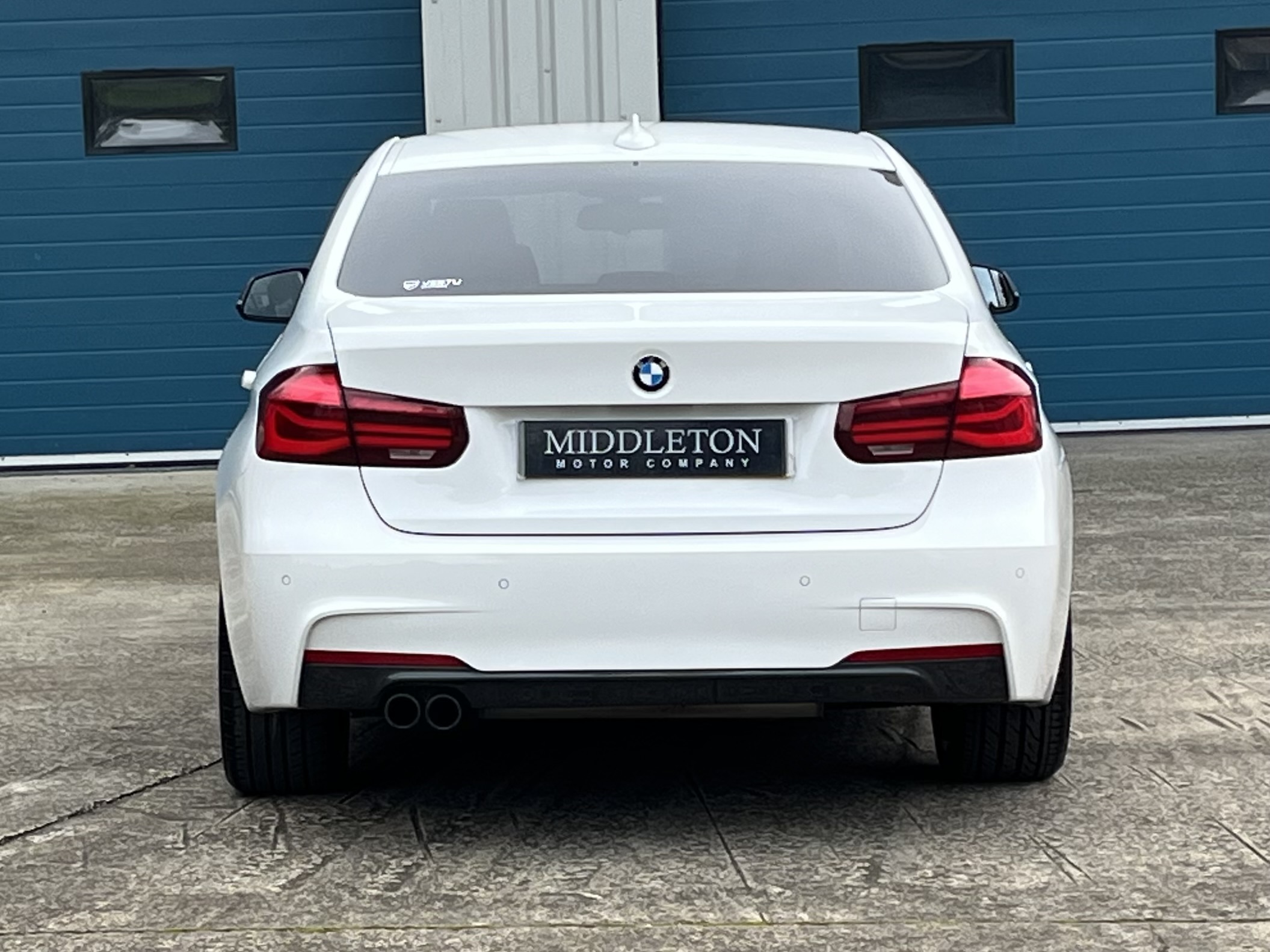 BMW 3 Series - Image 16