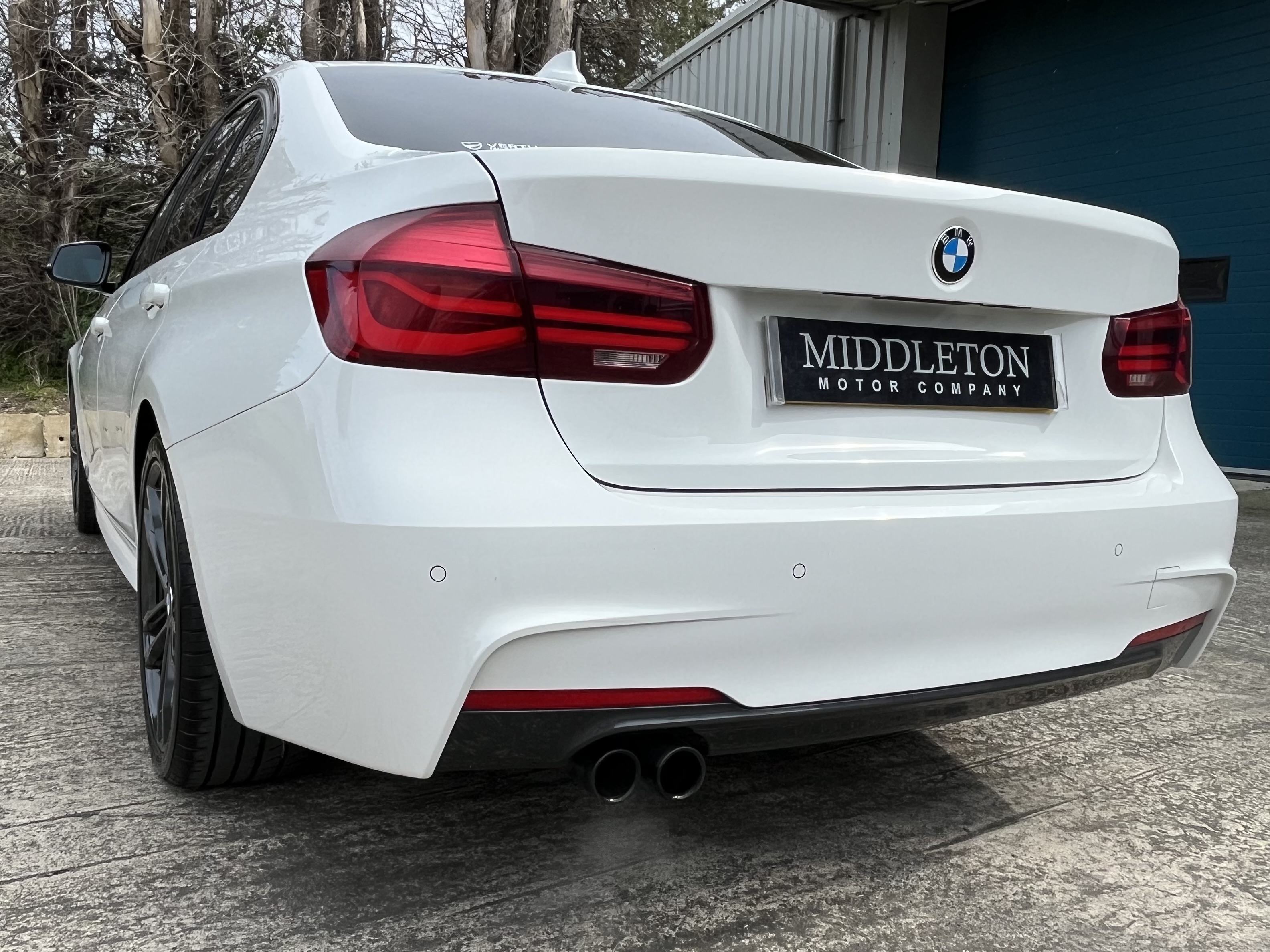 BMW 3 Series - Image 26