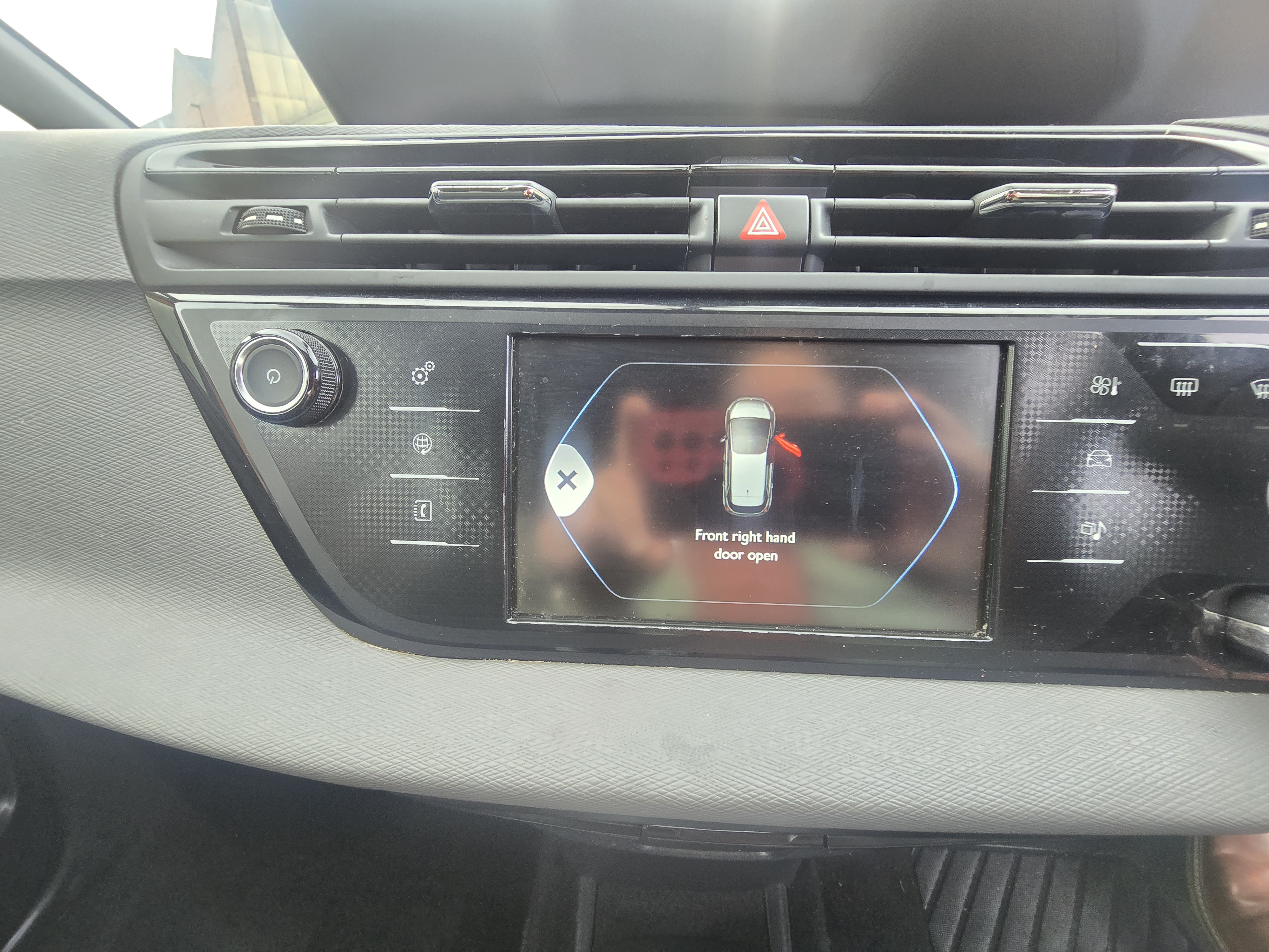 Citroen C4 Picasso - Image 8