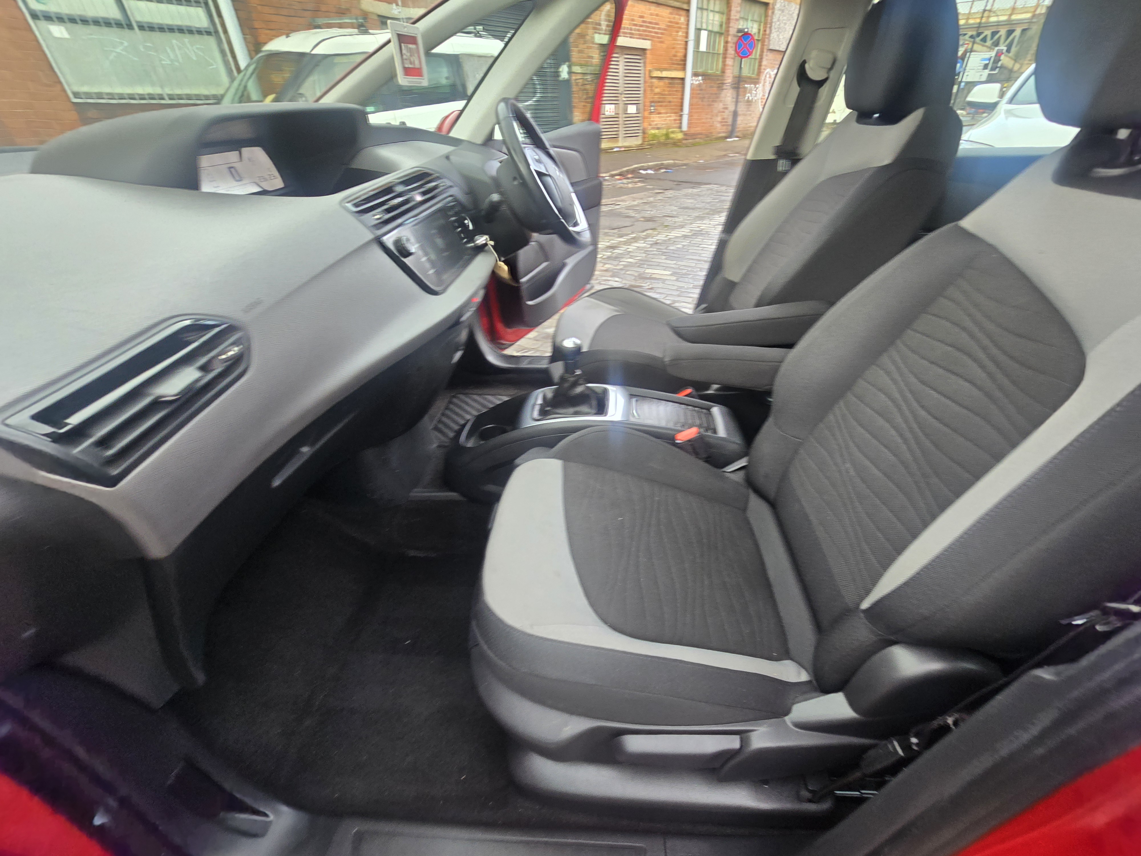 Citroen C4 Picasso - Image 9