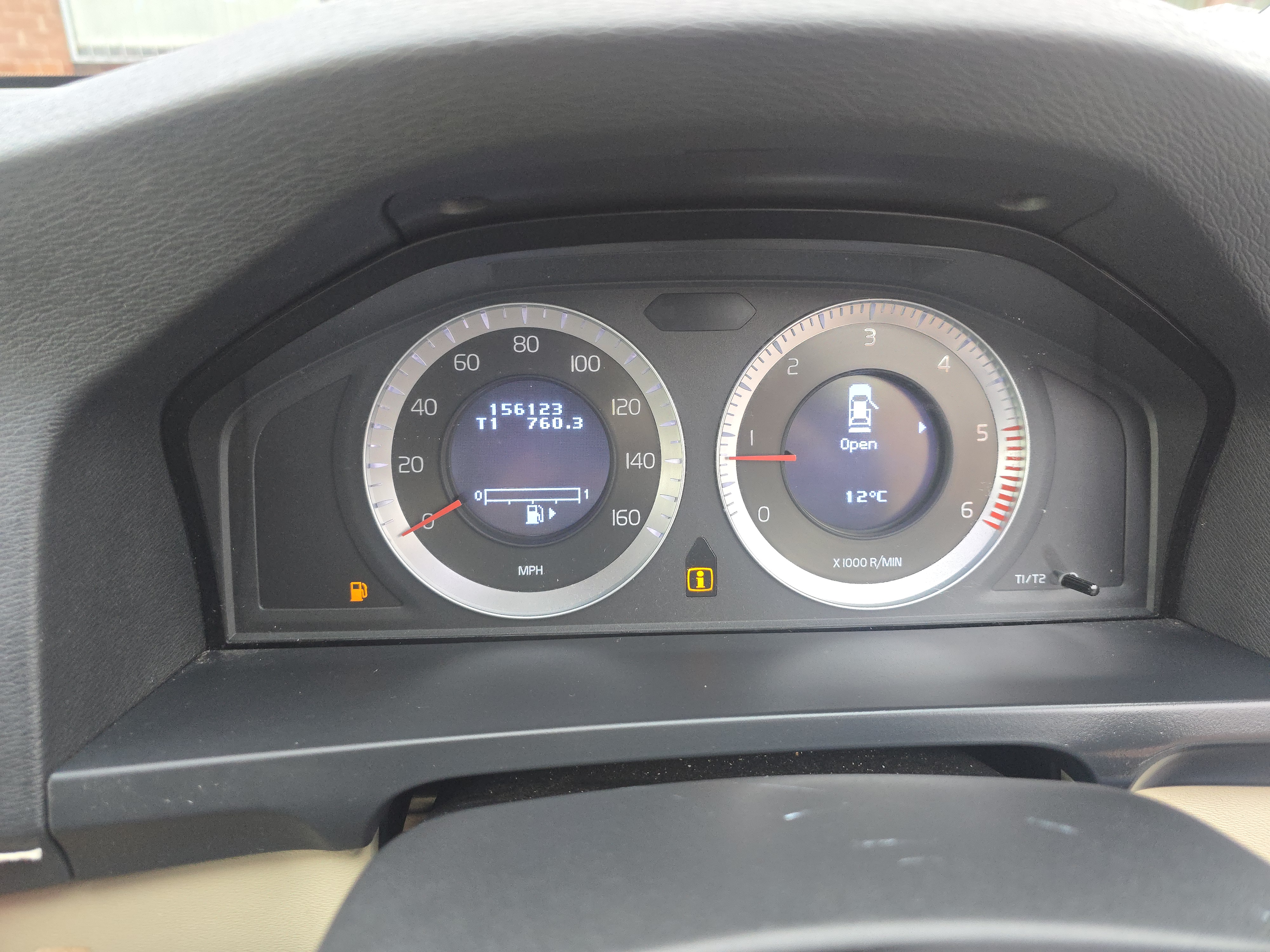 Volvo S60 - Image 12