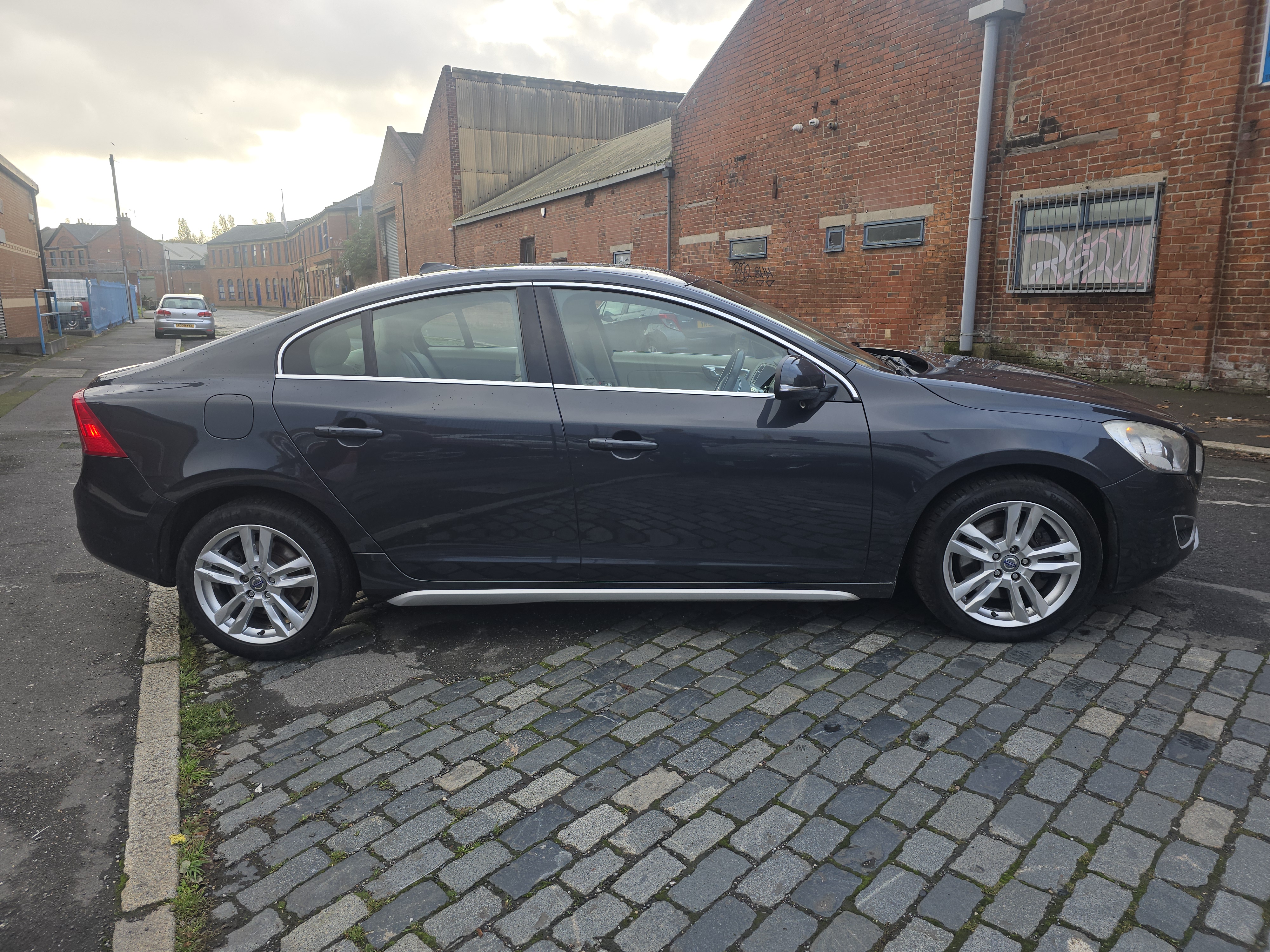Volvo S60 - Image 3