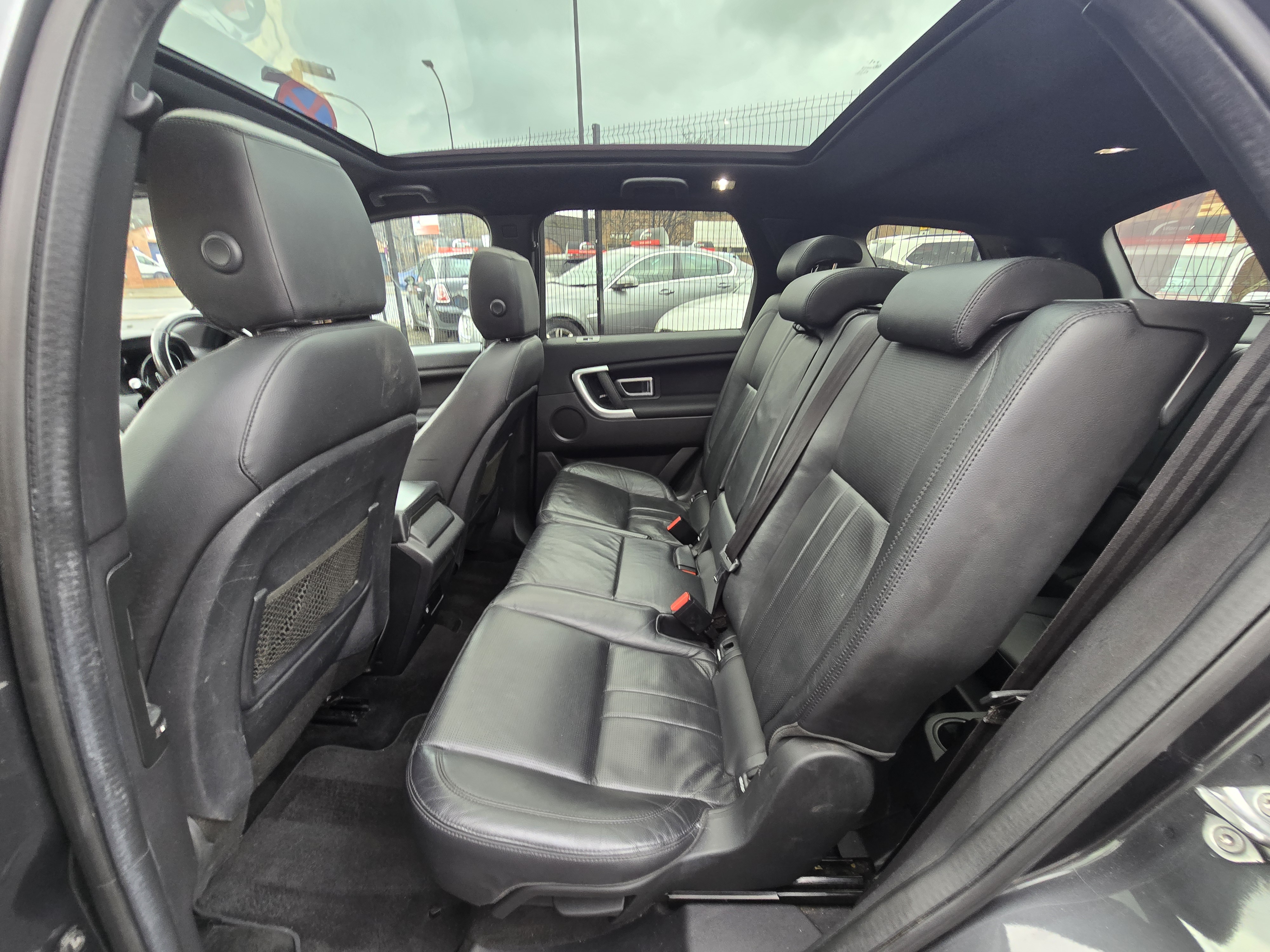 Land Rover DISCOVERY SPORT - Image 10