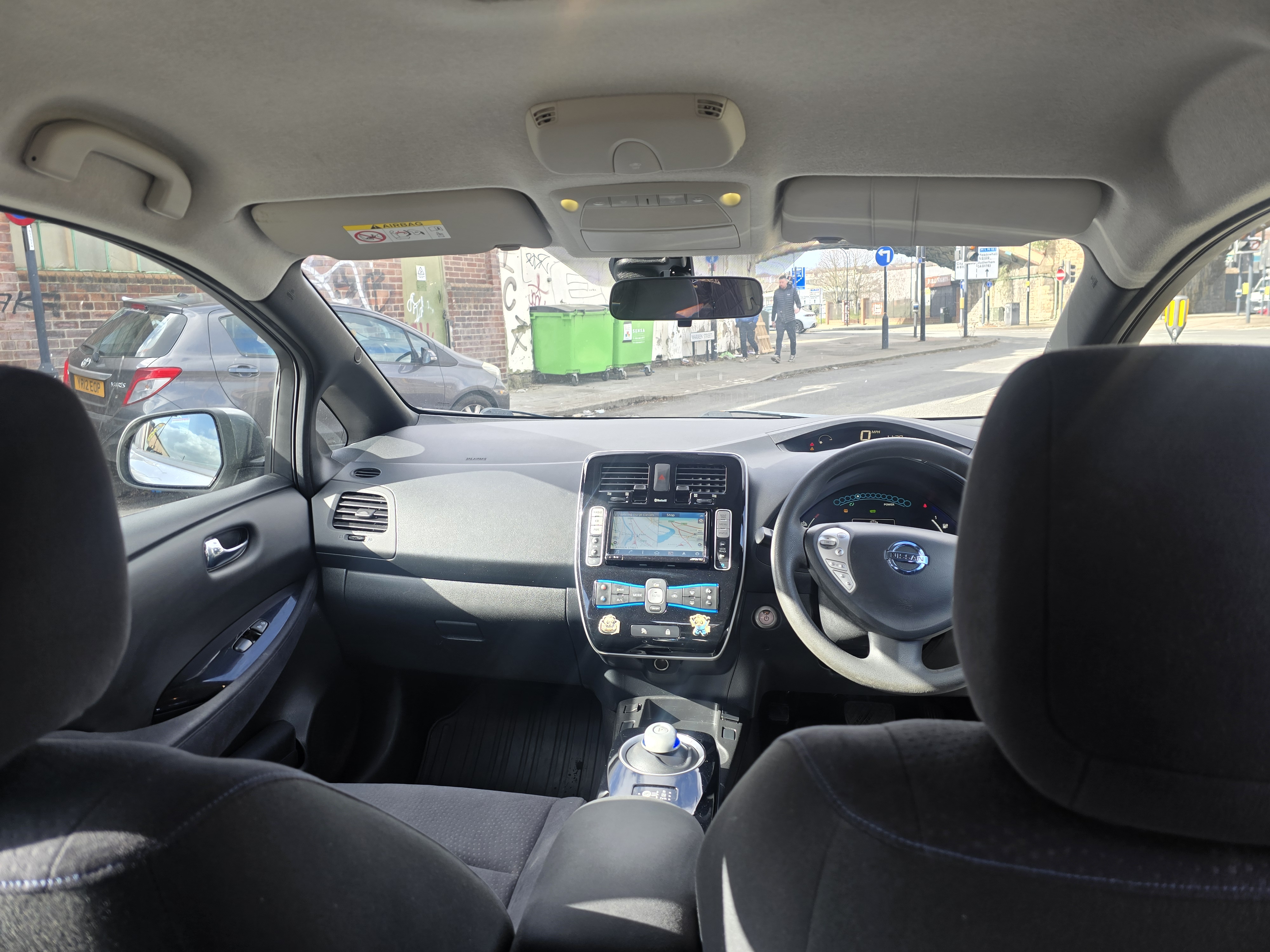 Nissan Leaf - Image 11