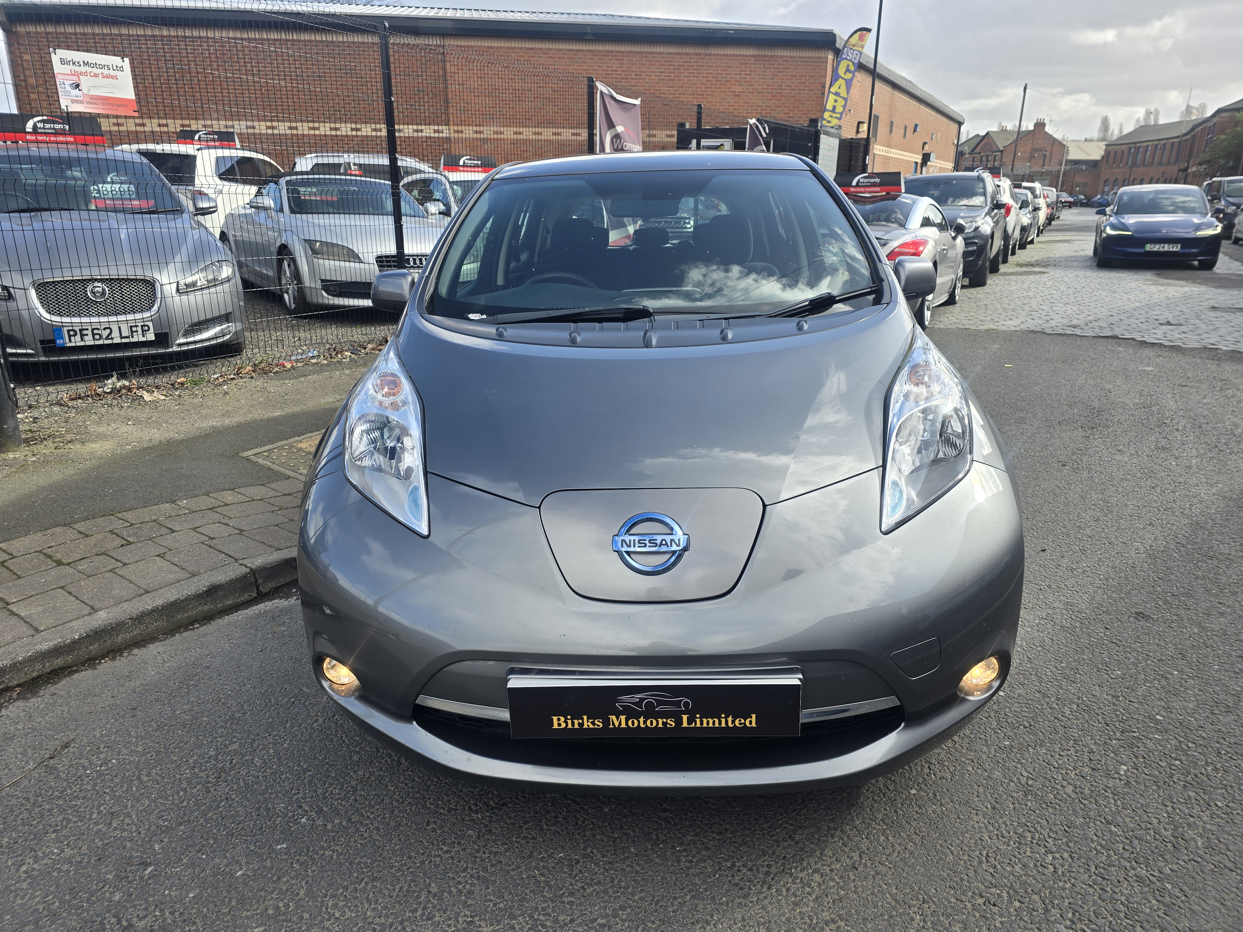 Nissan Leaf - Image 2