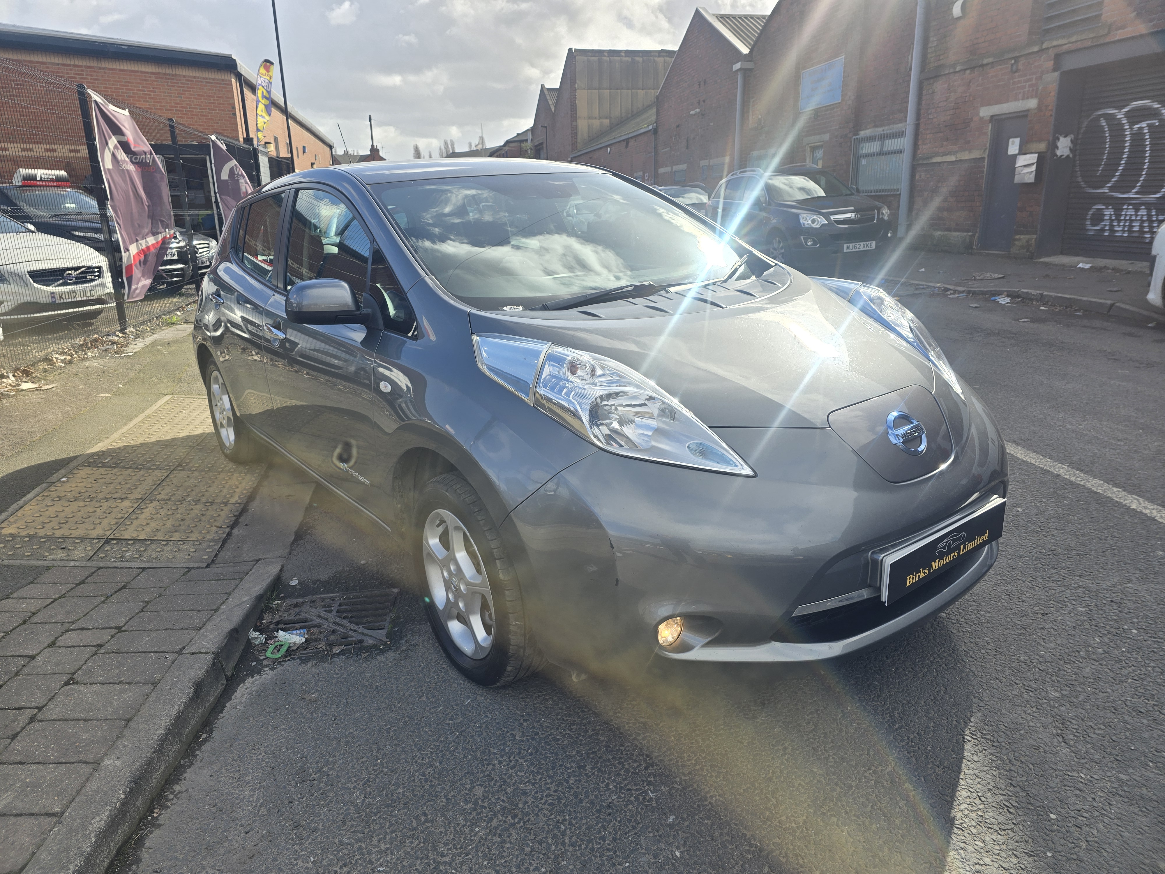 Nissan Leaf - Image 3