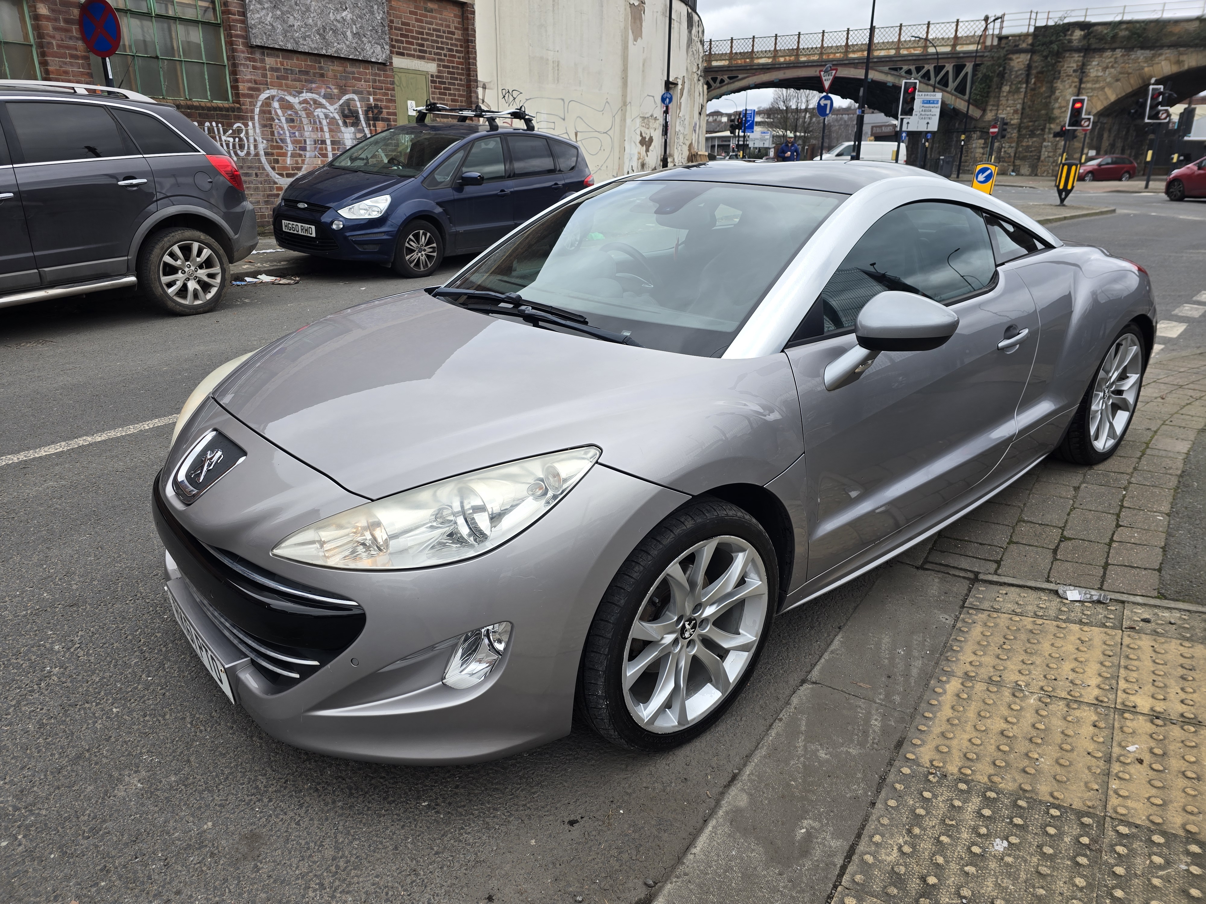 Peugeot RCZ