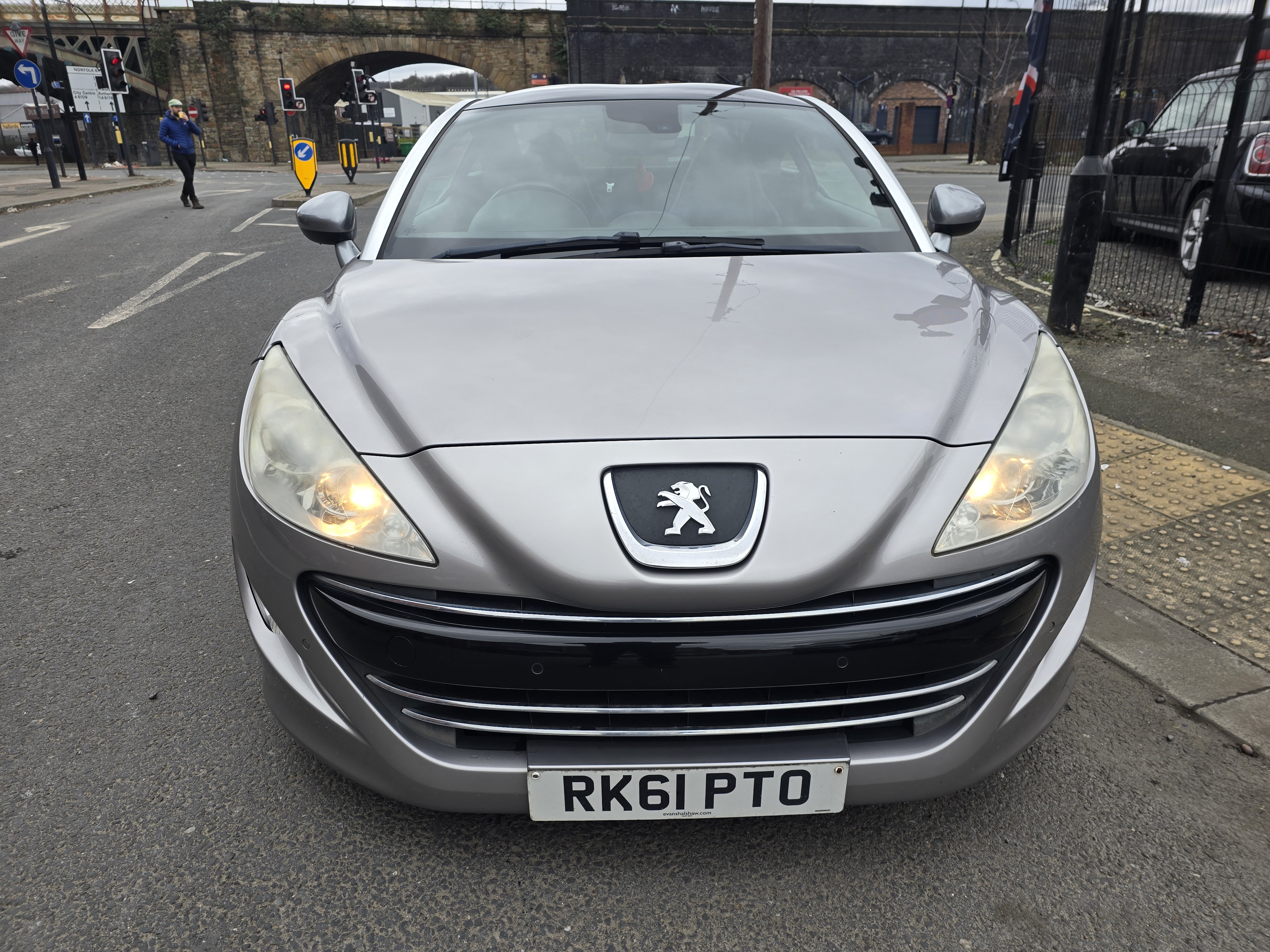 Peugeot RCZ - Image 2