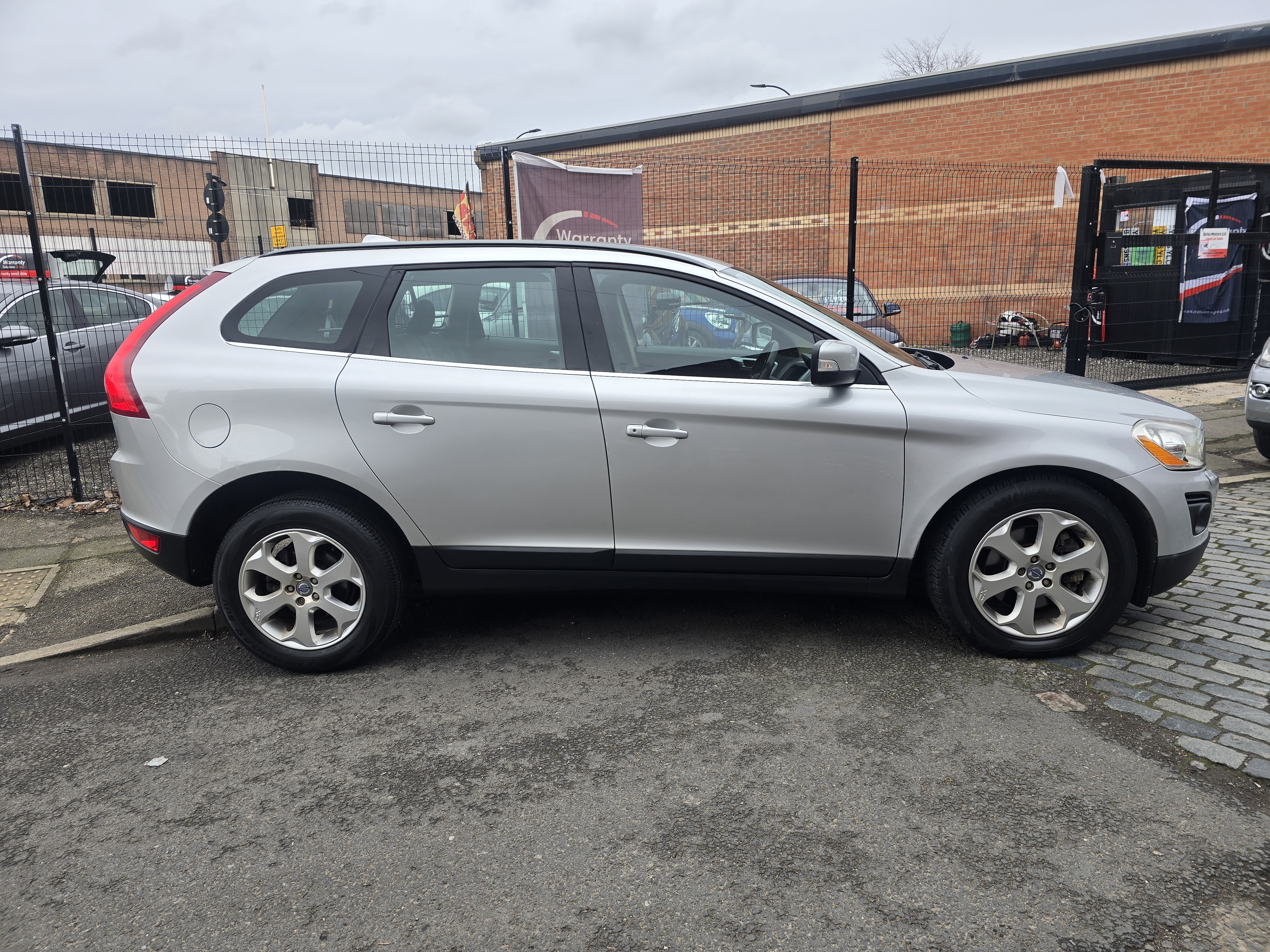 Volvo XC60 - Image 3