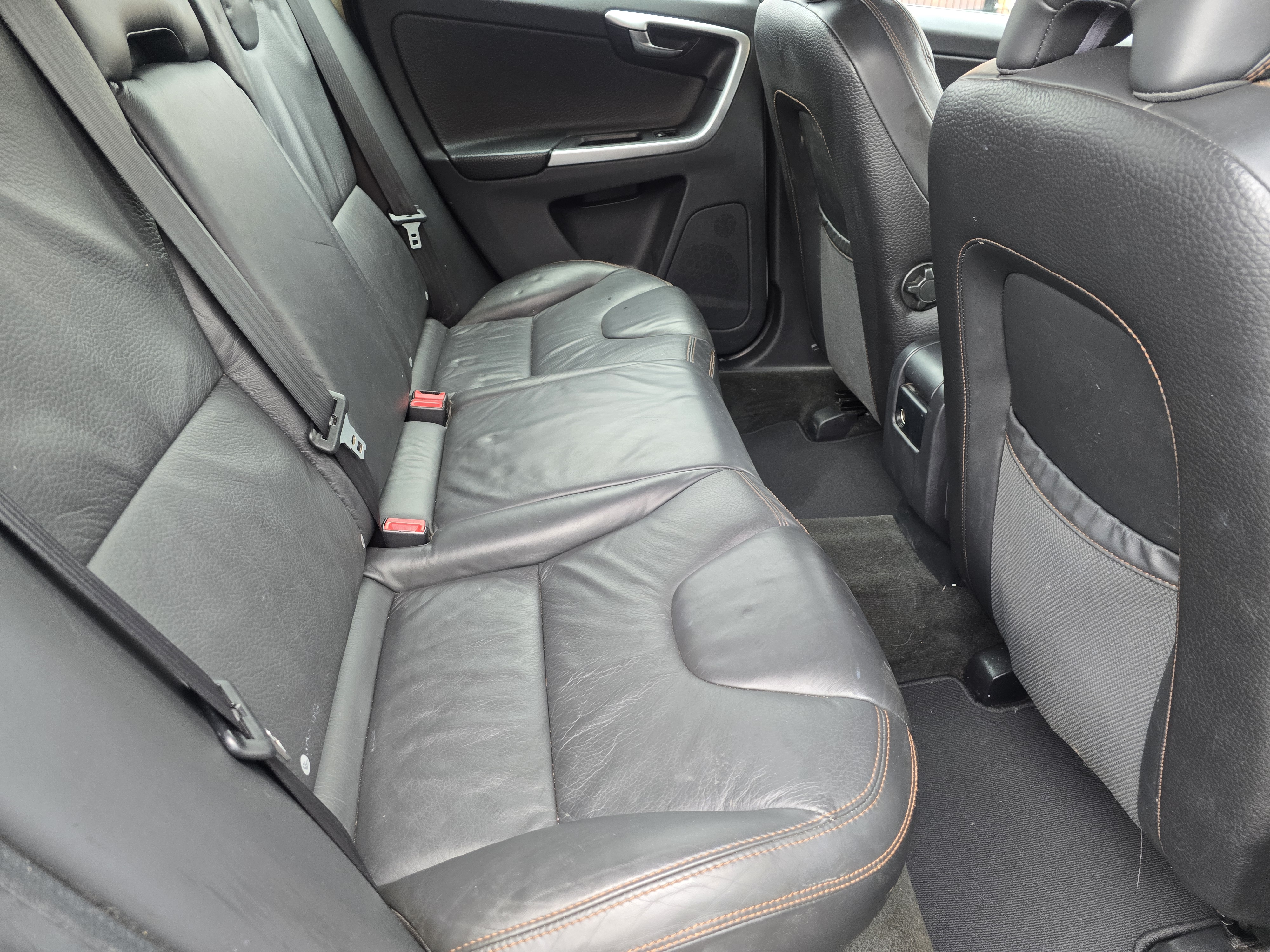 Volvo XC60 - Image 7
