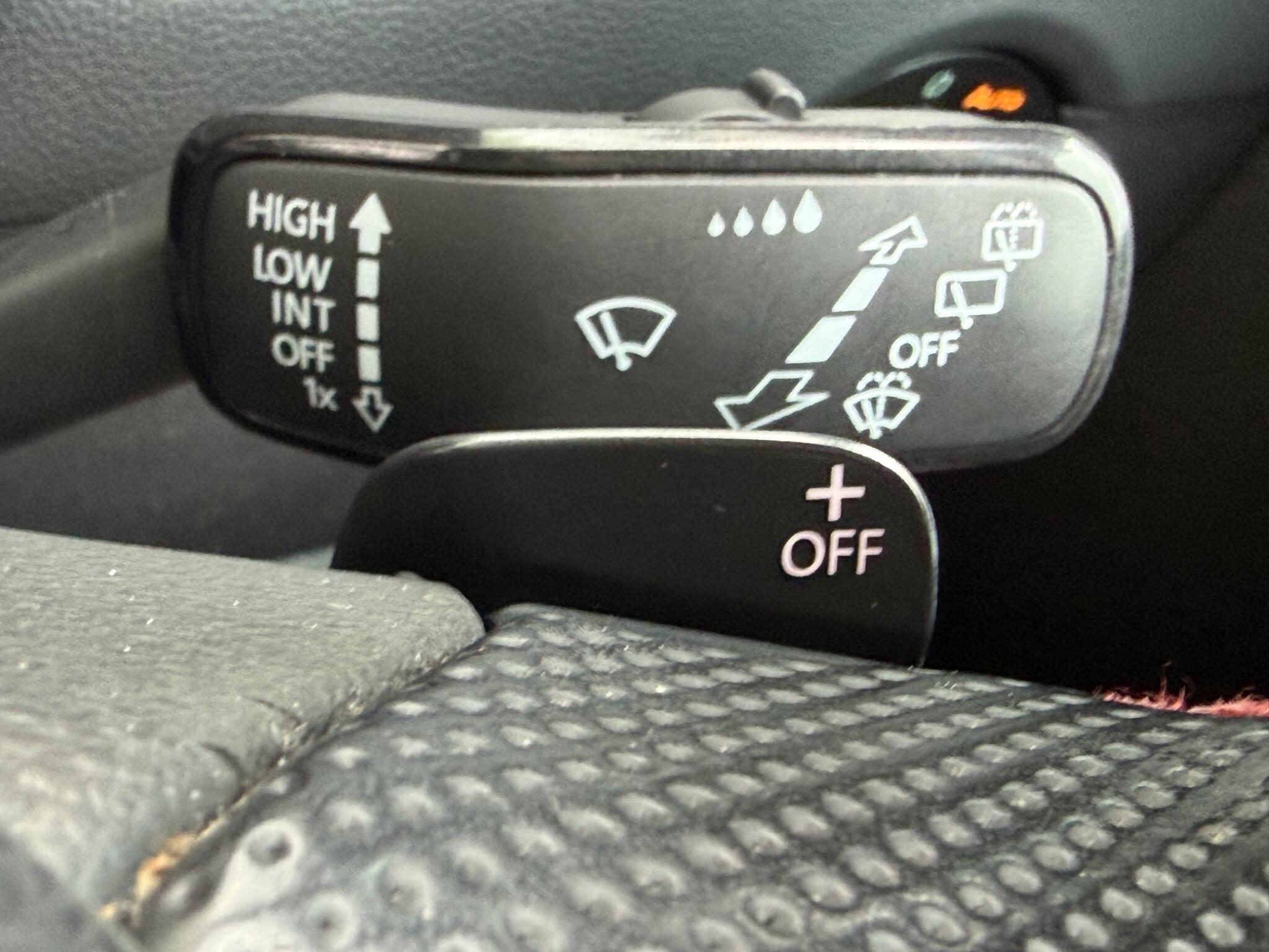 Skoda Octavia - Image 33