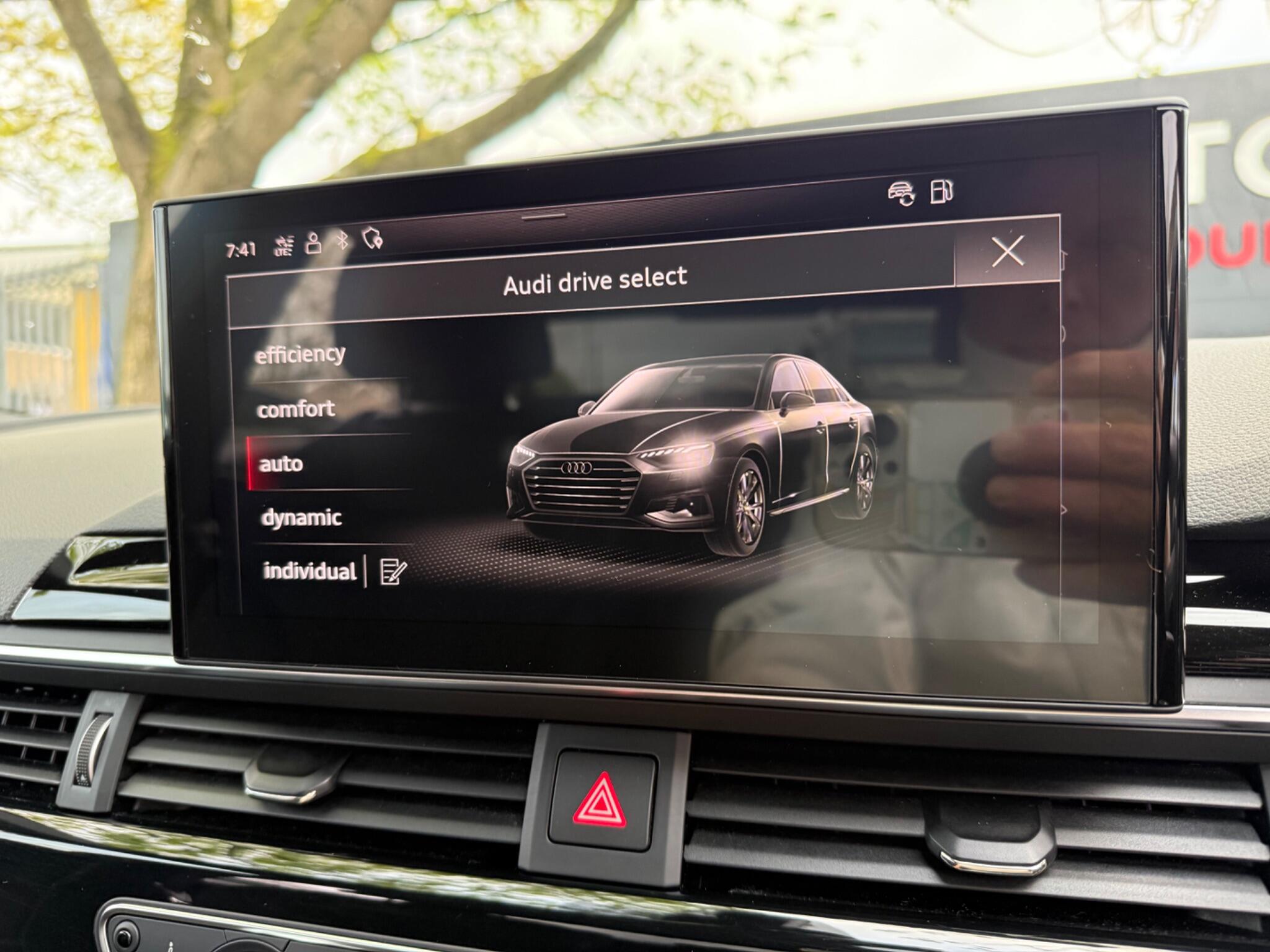 Audi A4 - Image 56